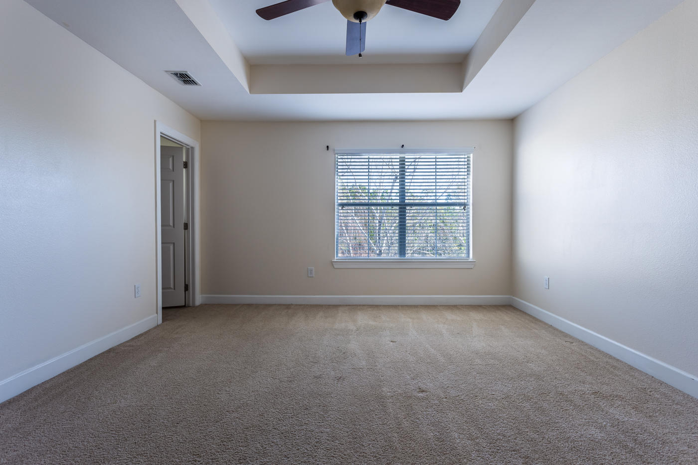 EAGLE BAY - Residential Lease