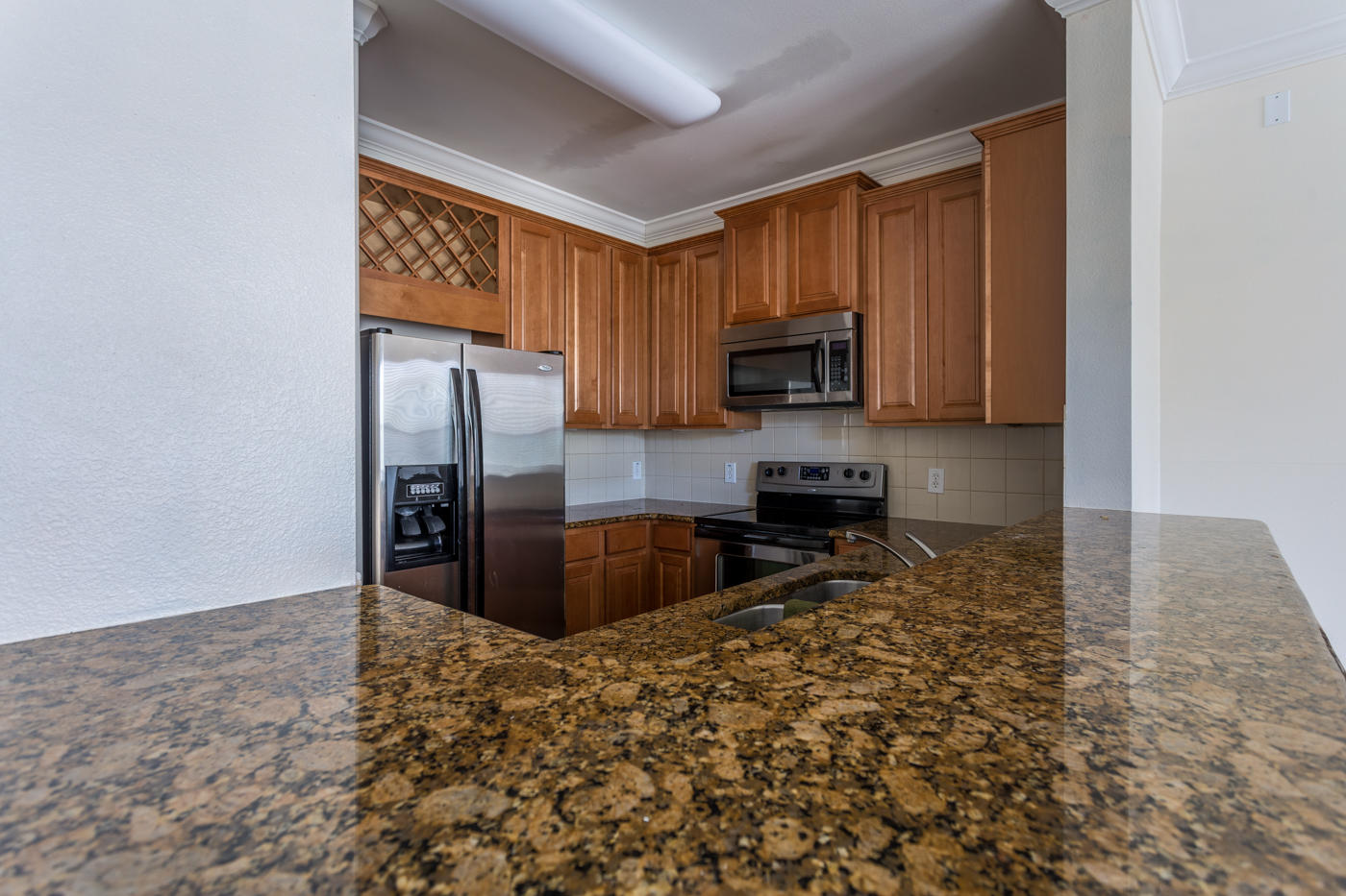 EAGLE BAY - Residential Lease