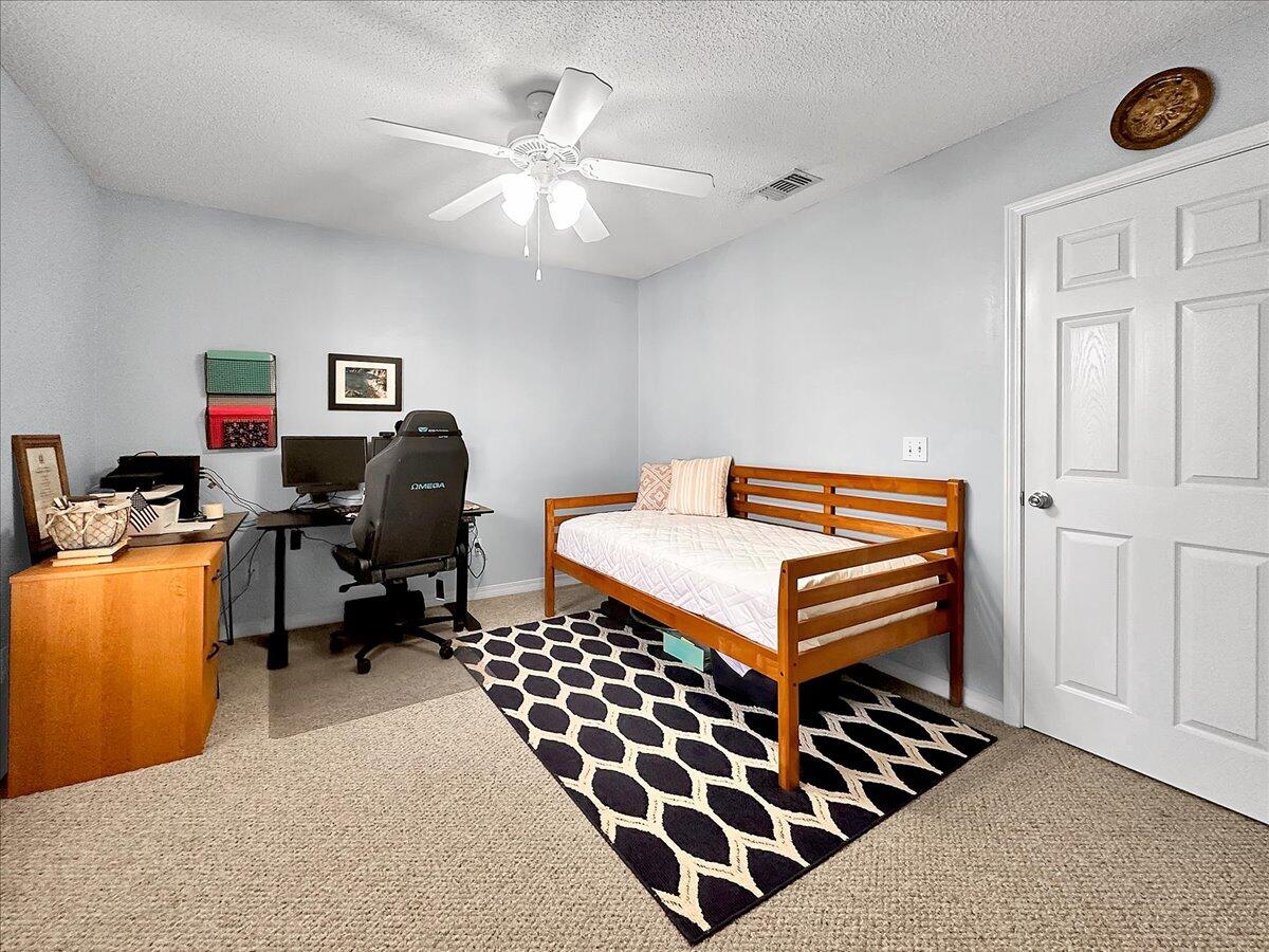 MELISSA OAKS - Residential