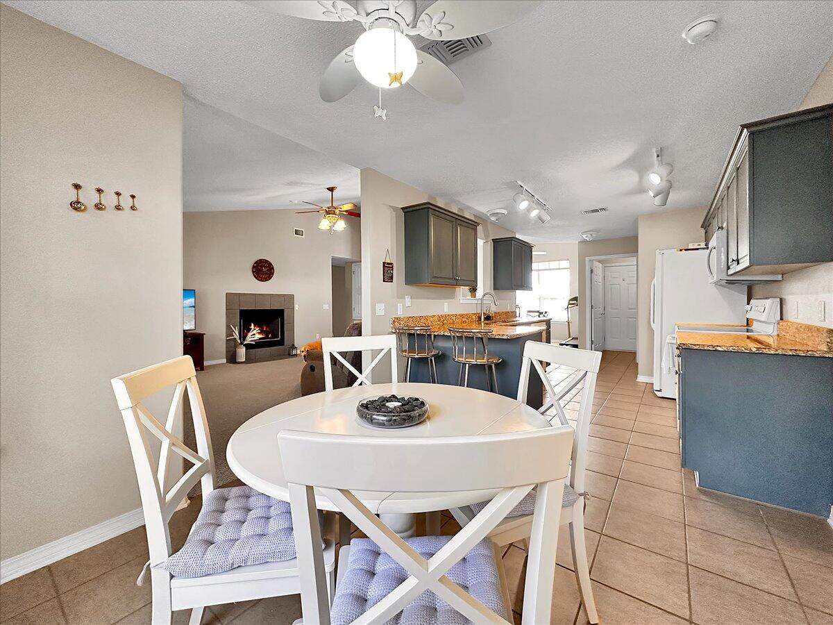 MELISSA OAKS - Residential