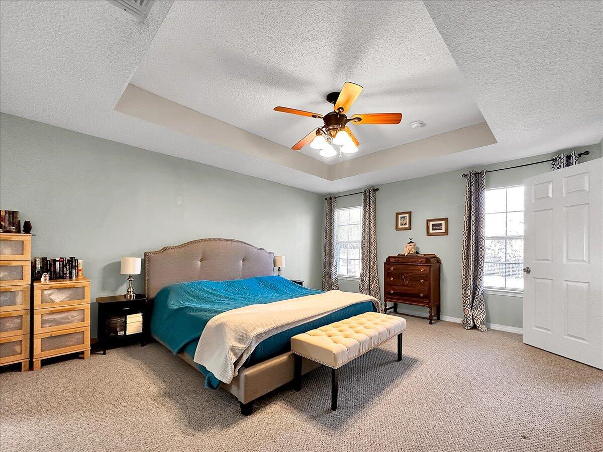 MELISSA OAKS - Residential