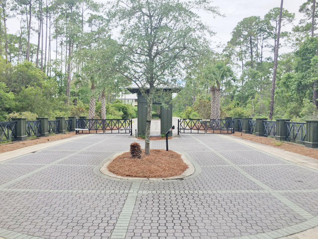 TREETOP VILLAGE - Land