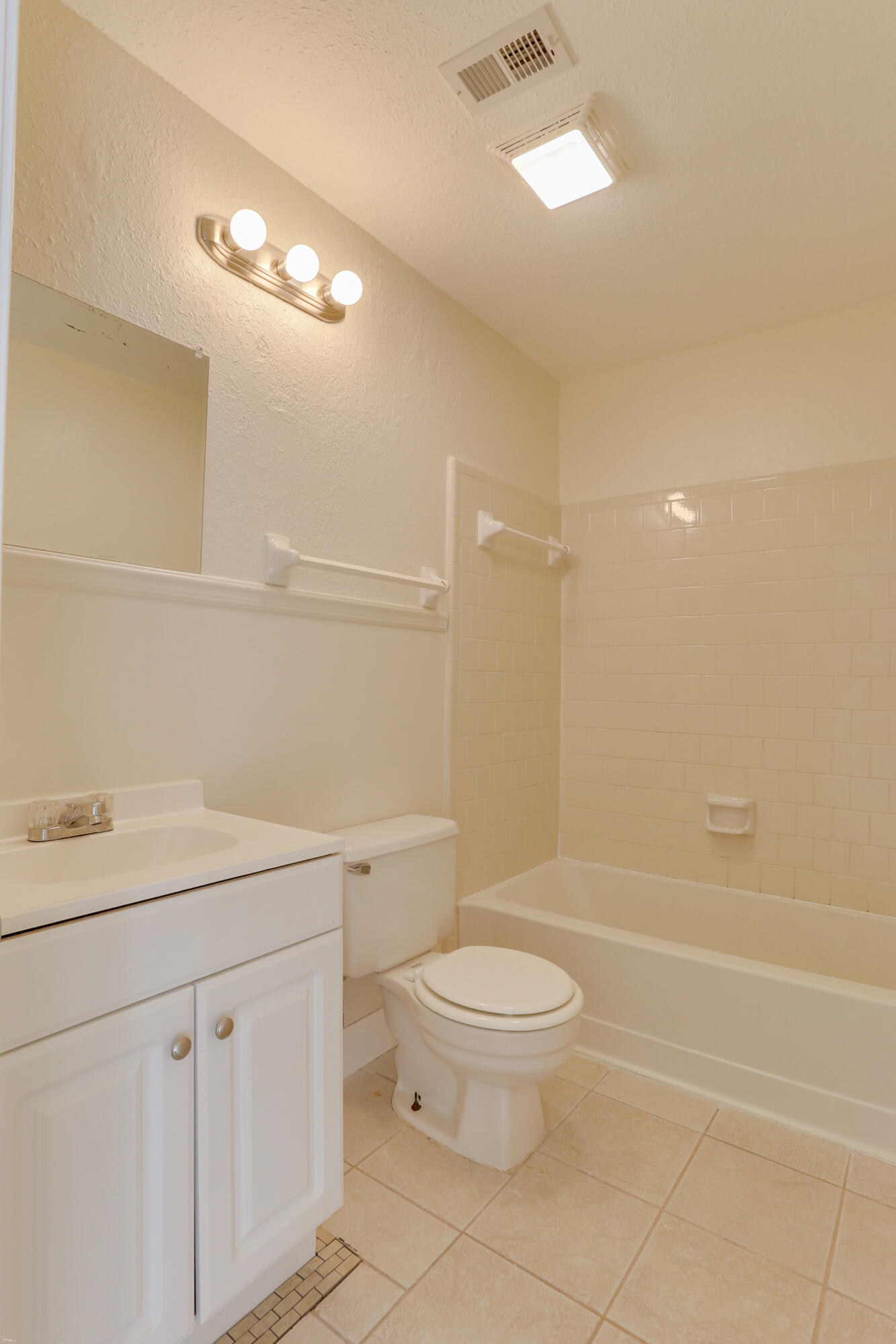 CARRACRES WEST - Residential