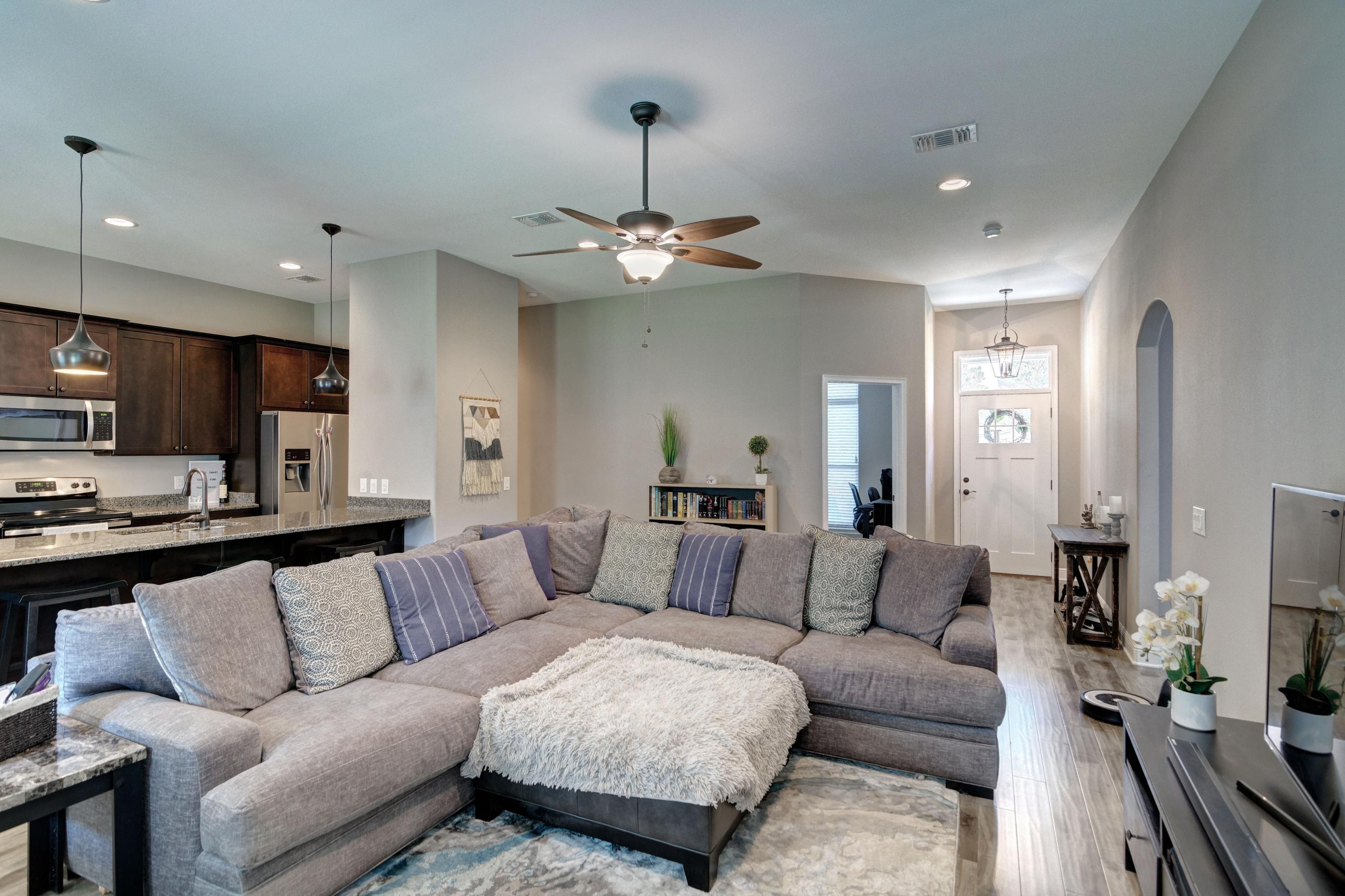 NAVARRE S/D 2ND ADDN - Residential