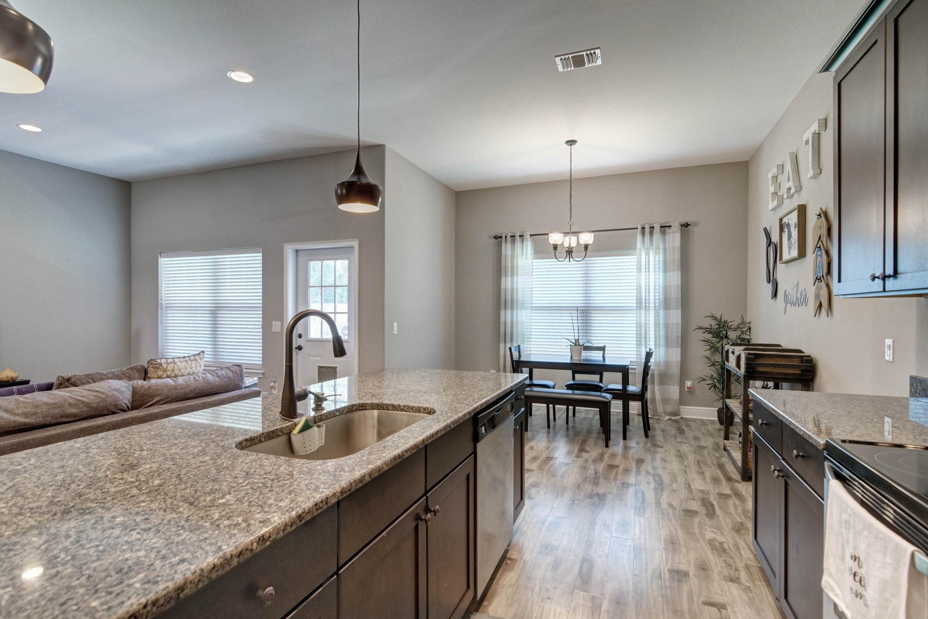 NAVARRE S/D 2ND ADDN - Residential