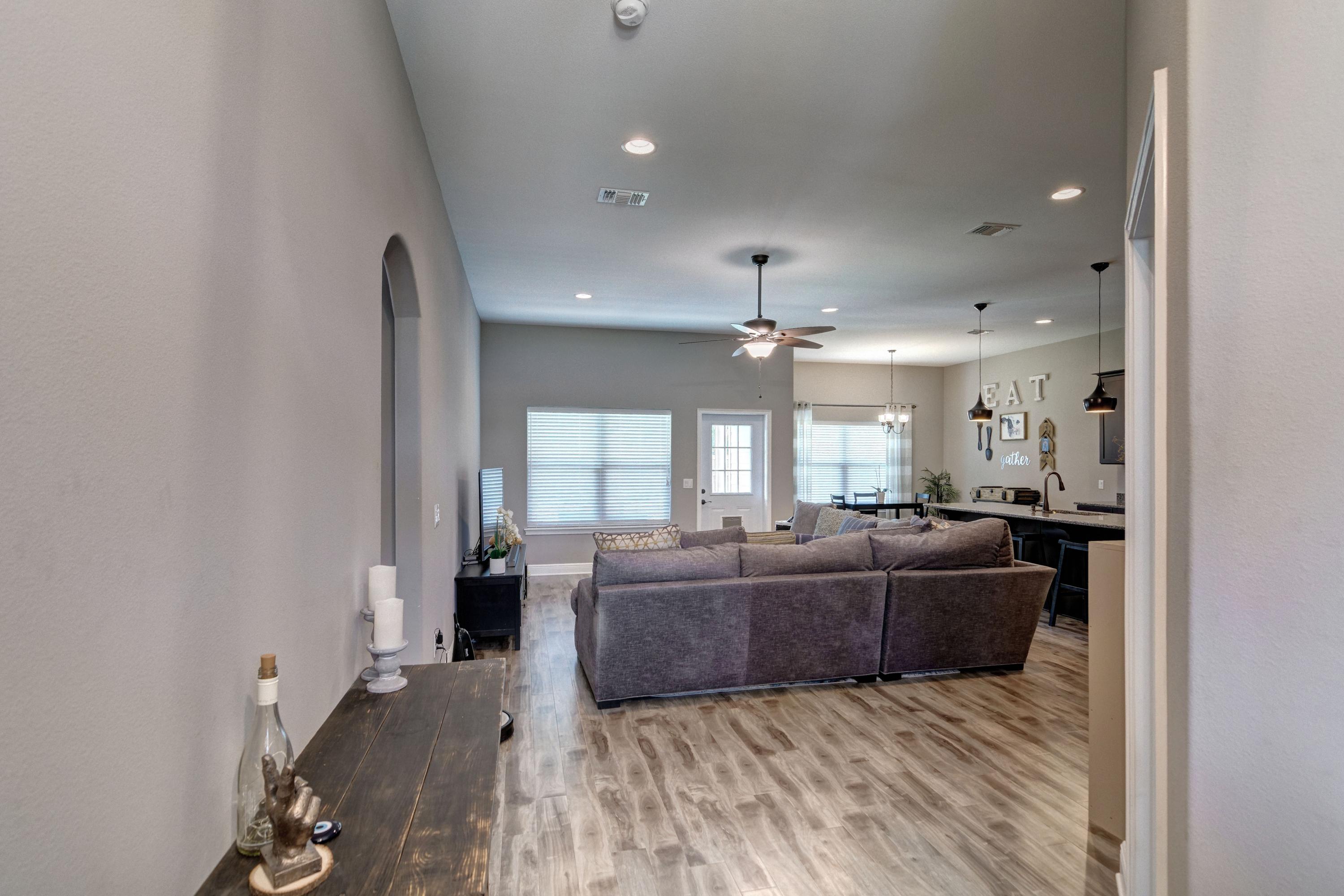 NAVARRE S/D 2ND ADDN - Residential