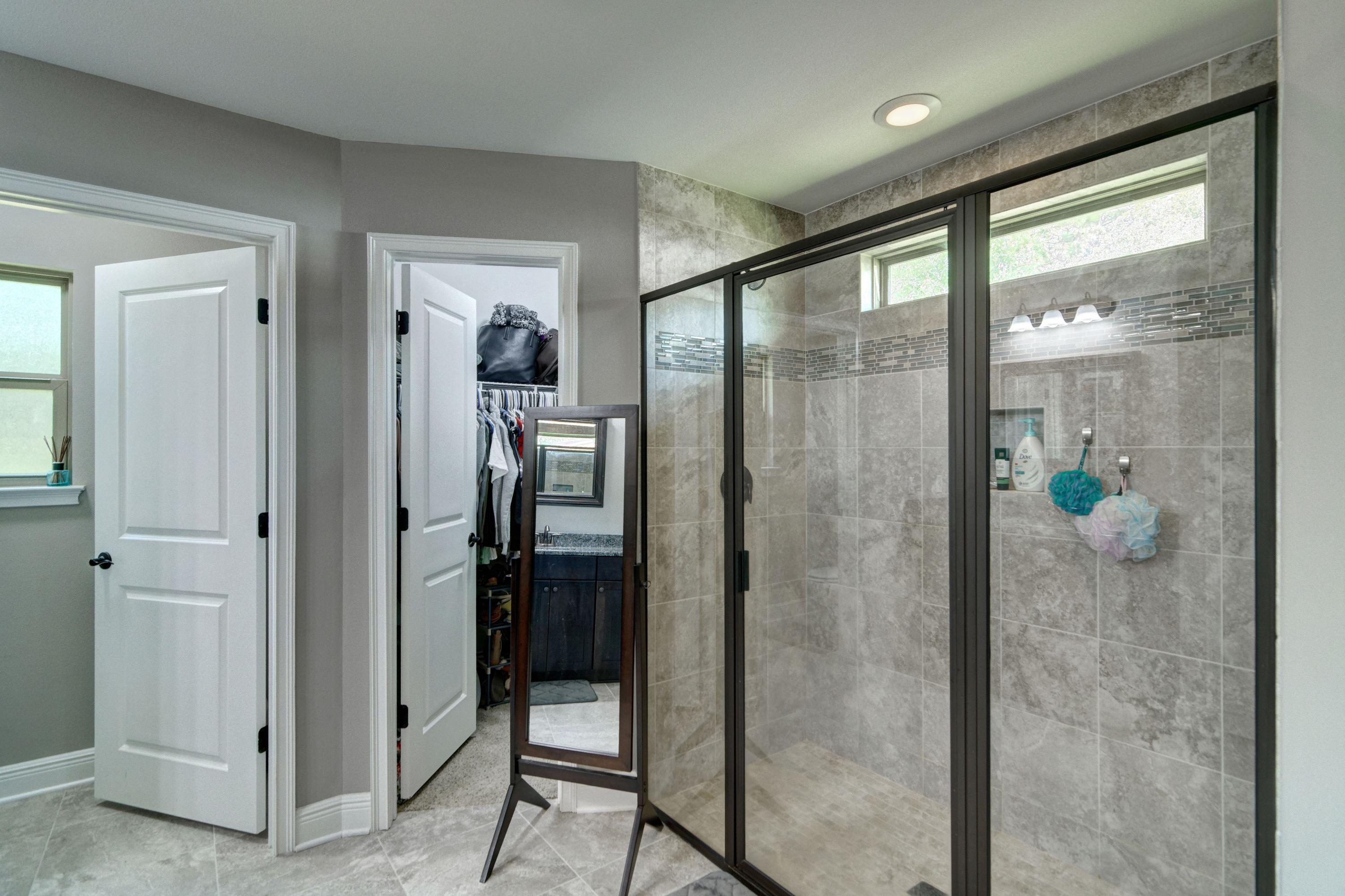 NAVARRE S/D 2ND ADDN - Residential