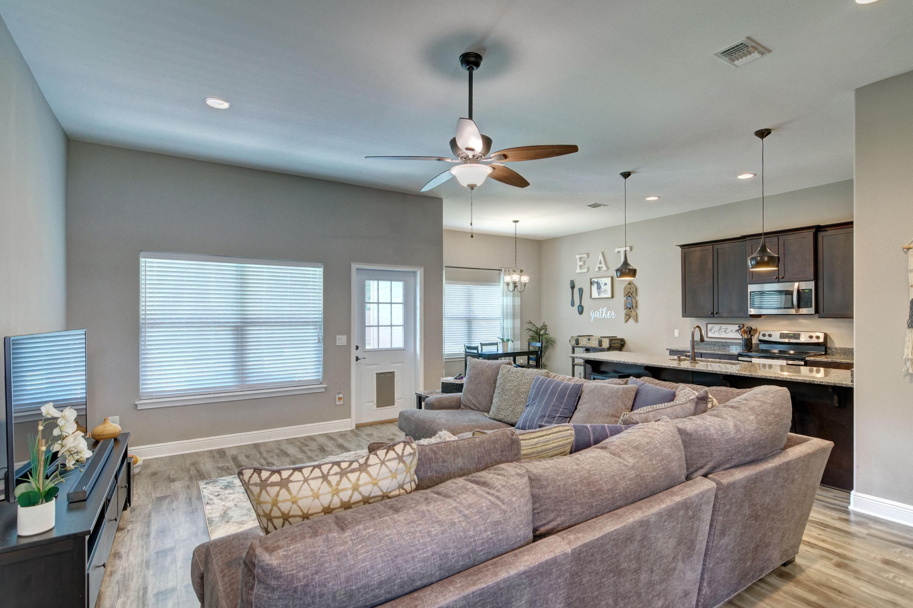 NAVARRE S/D 2ND ADDN - Residential