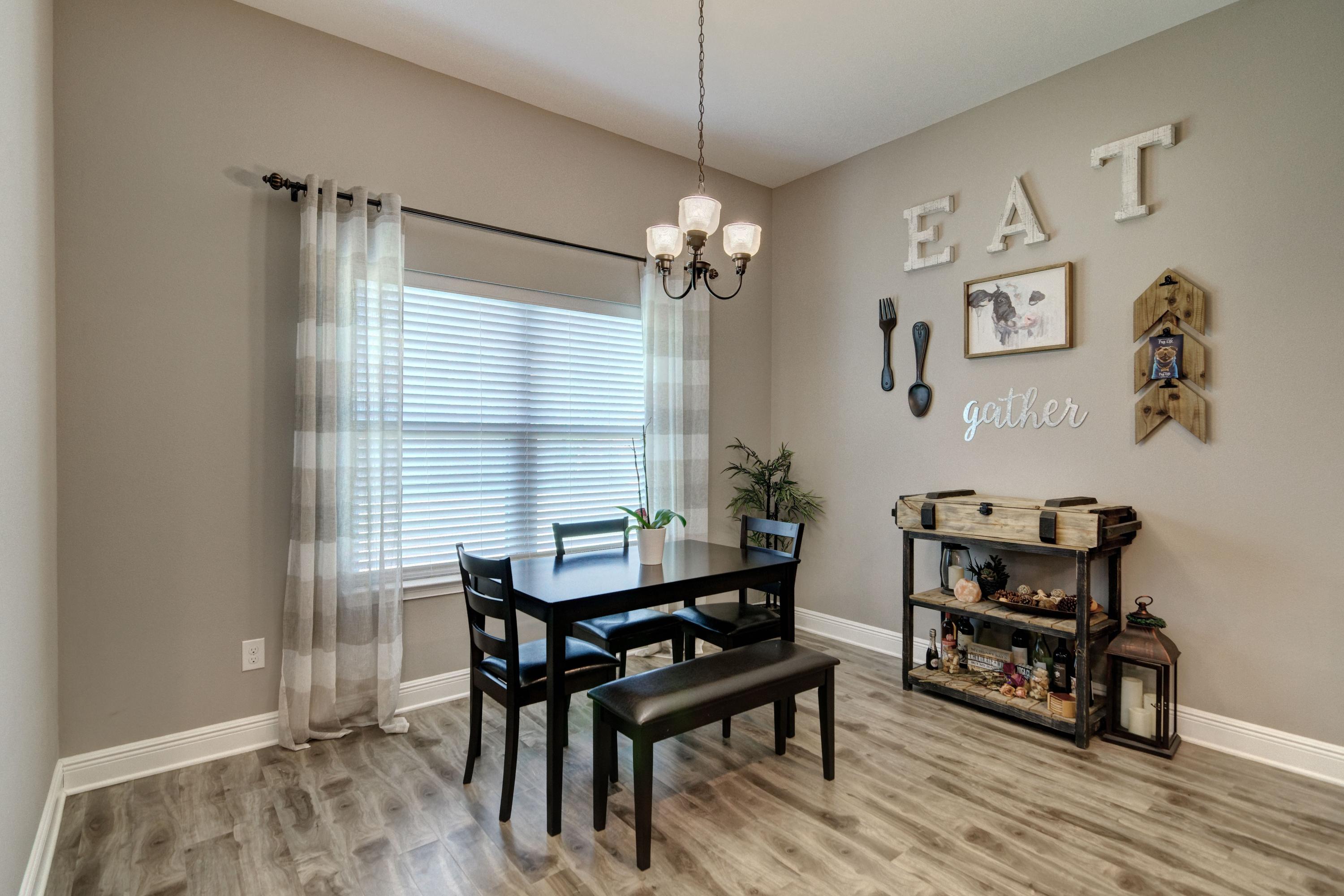 NAVARRE S/D 2ND ADDN - Residential