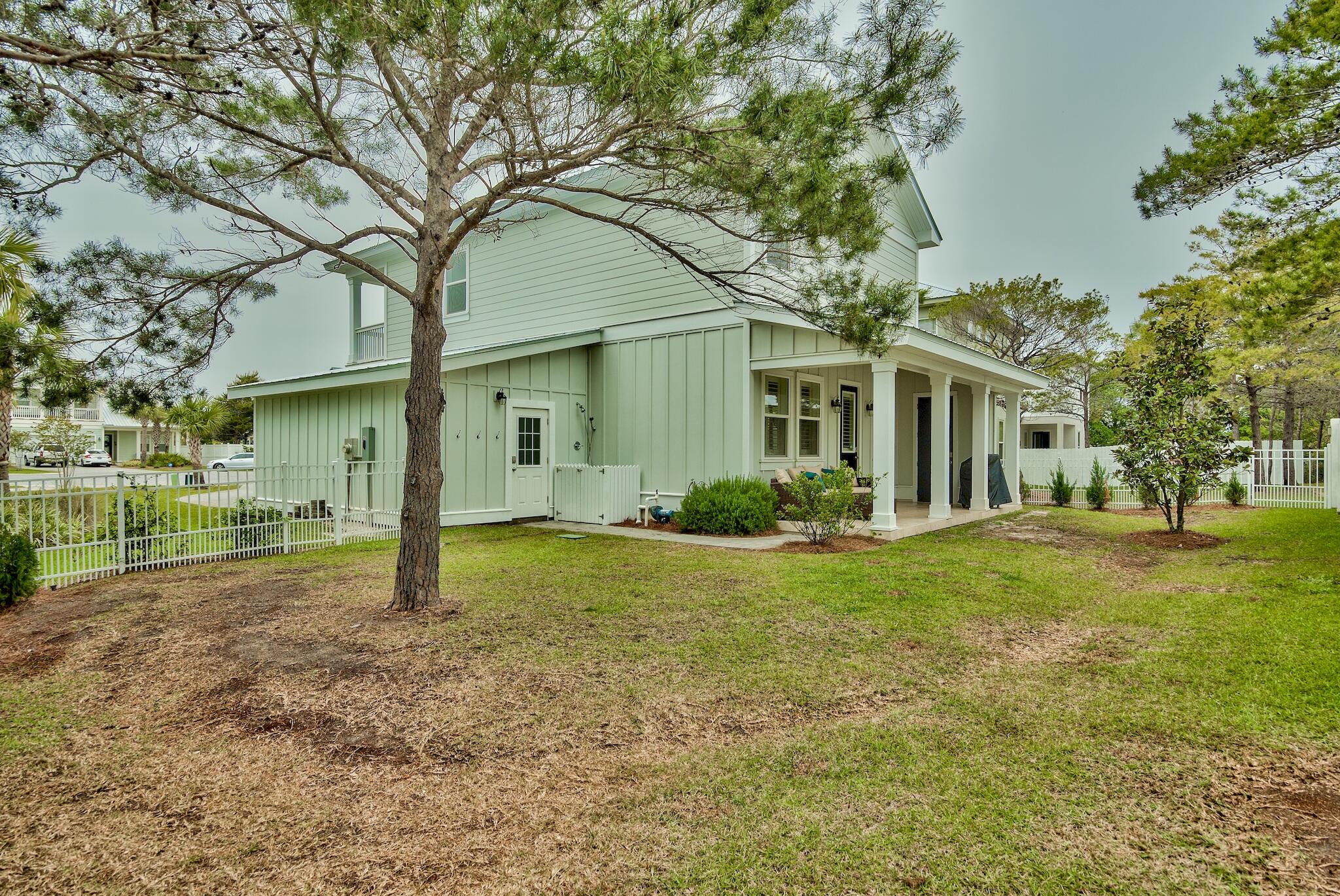 FRANGISTA BEACH 3RD EDITION - Residential