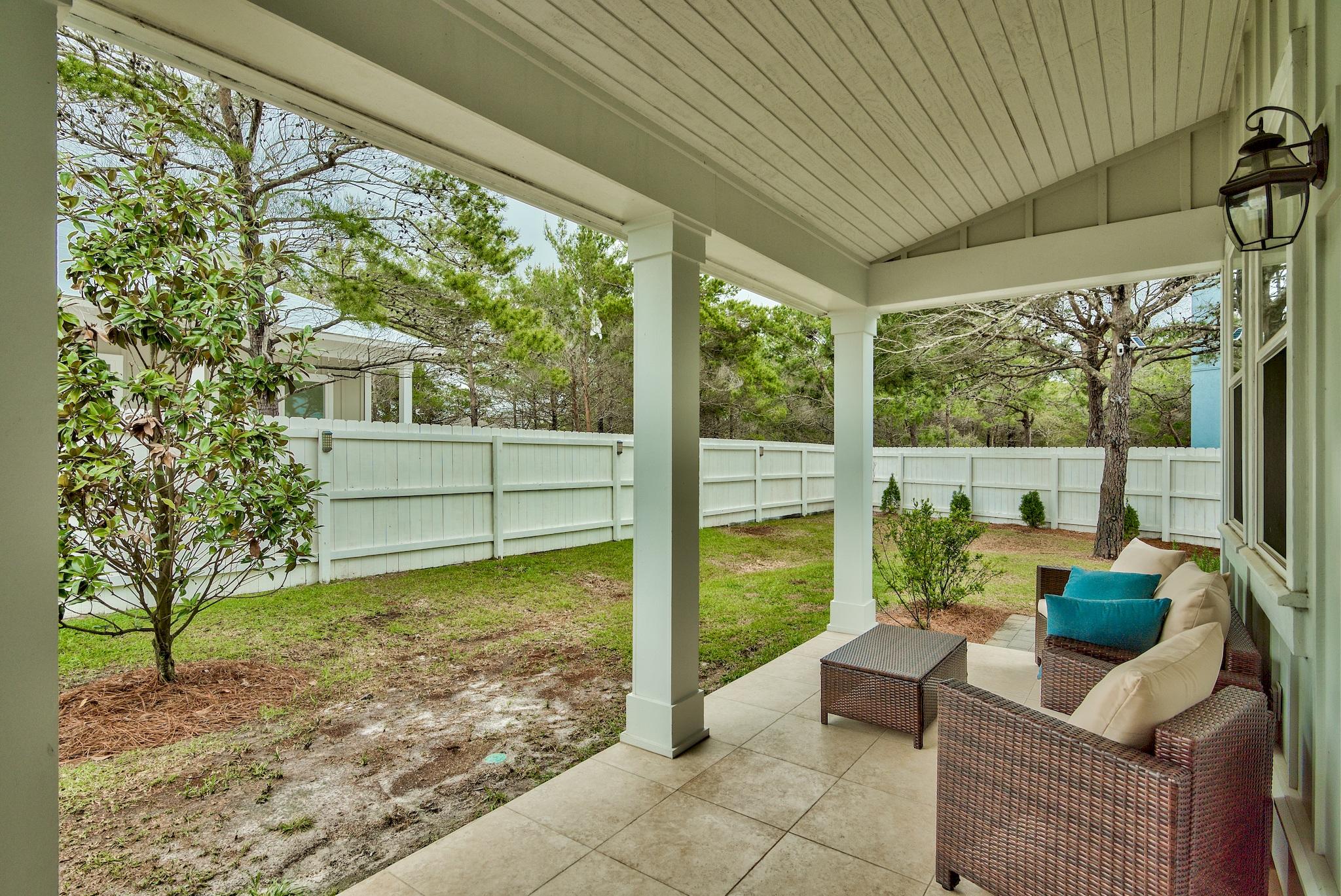 FRANGISTA BEACH 3RD EDITION - Residential