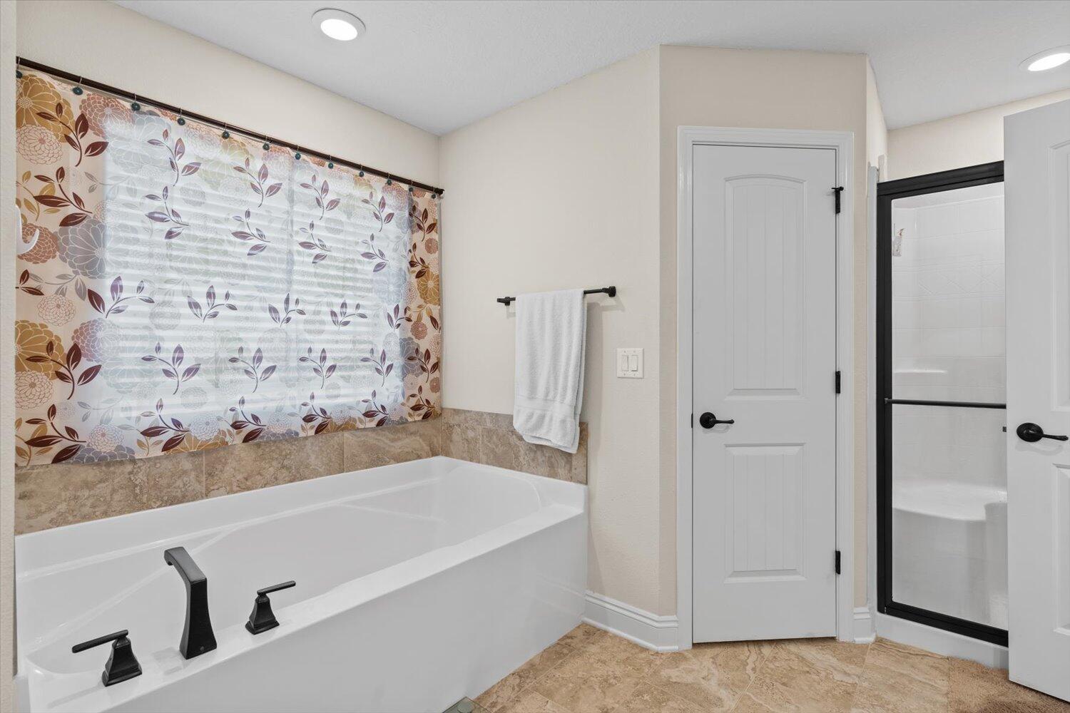 PLANTATION WOODS - Residential