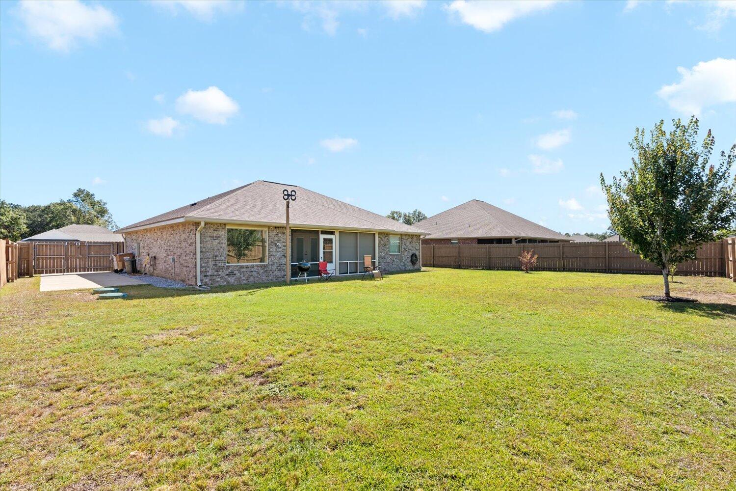 PLANTATION WOODS - Residential