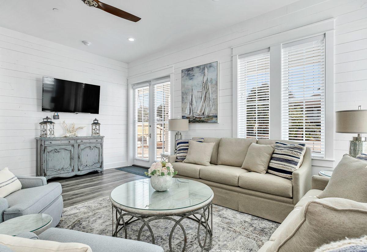 CRYSTAL BEACH - Residential