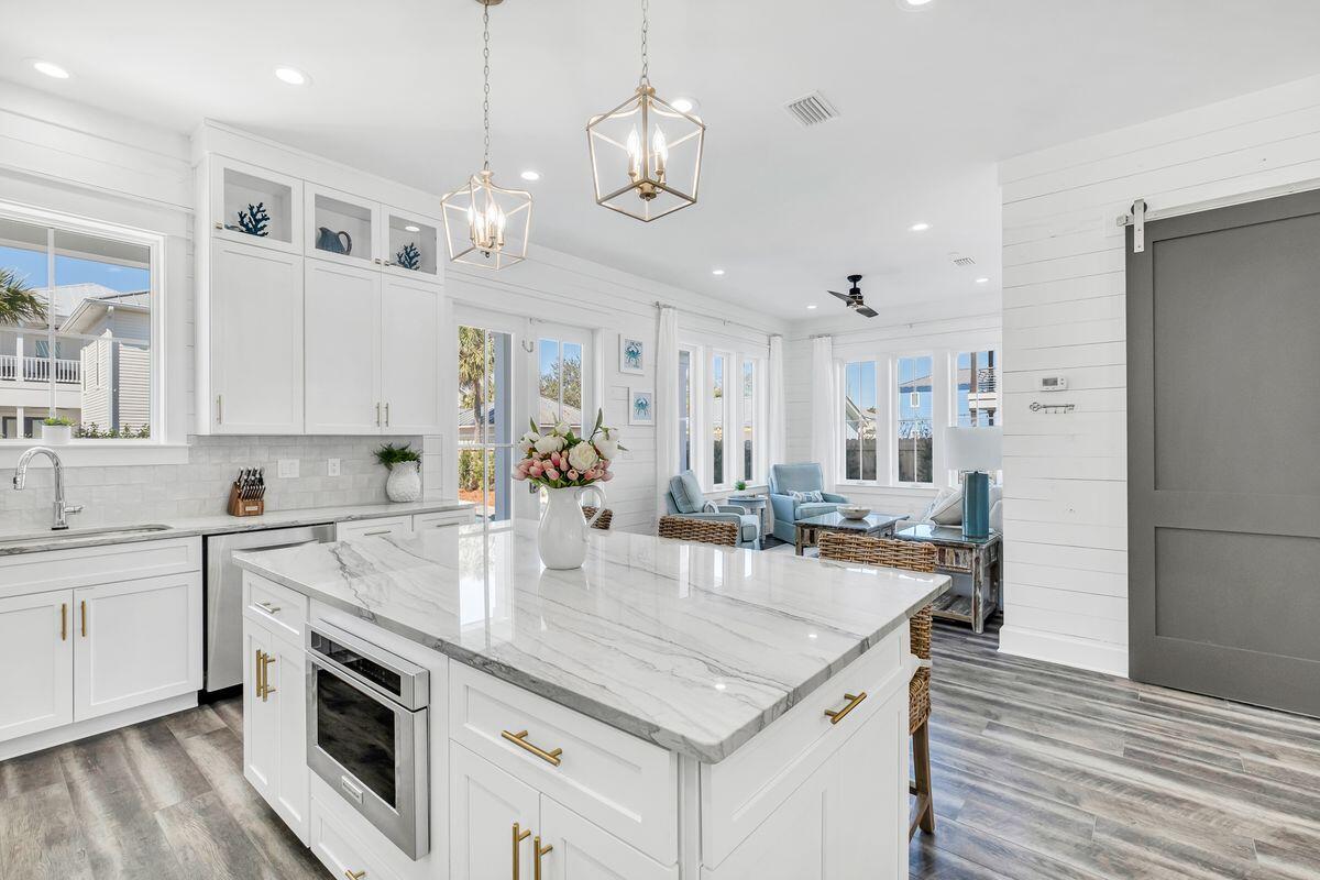 CRYSTAL BEACH - Residential