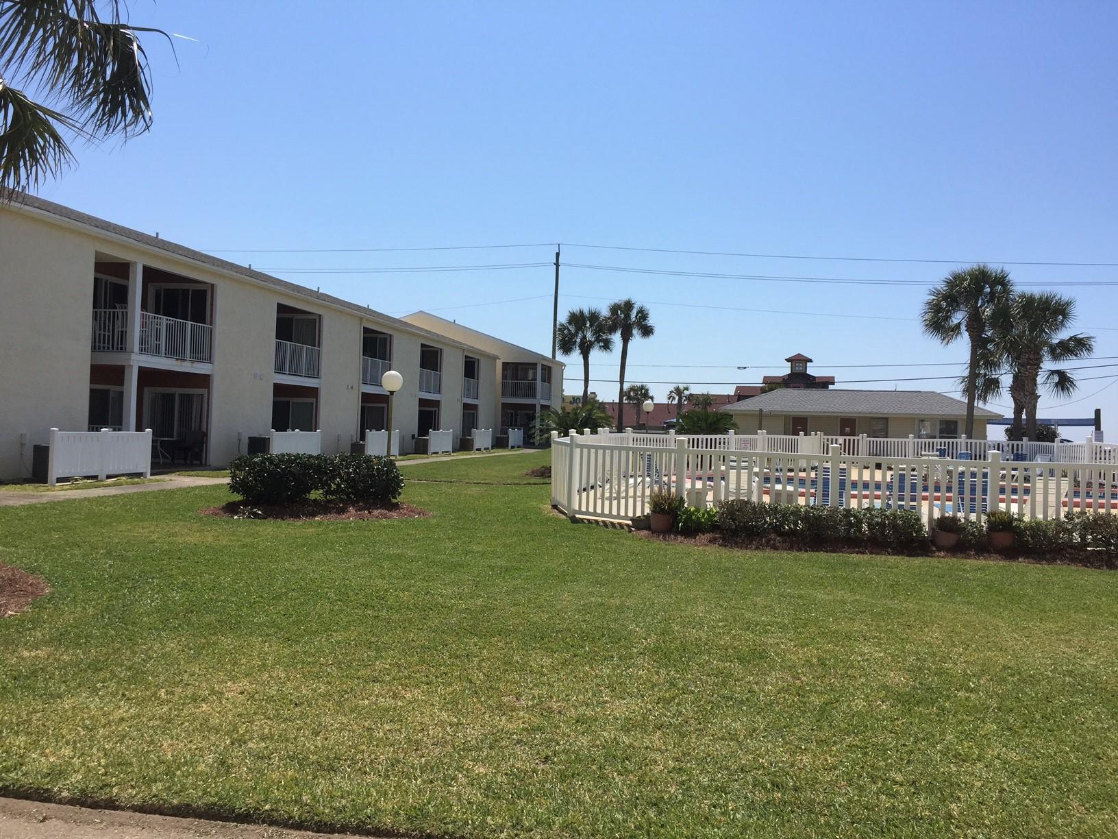 TRADEWIND CONDOS - Residential