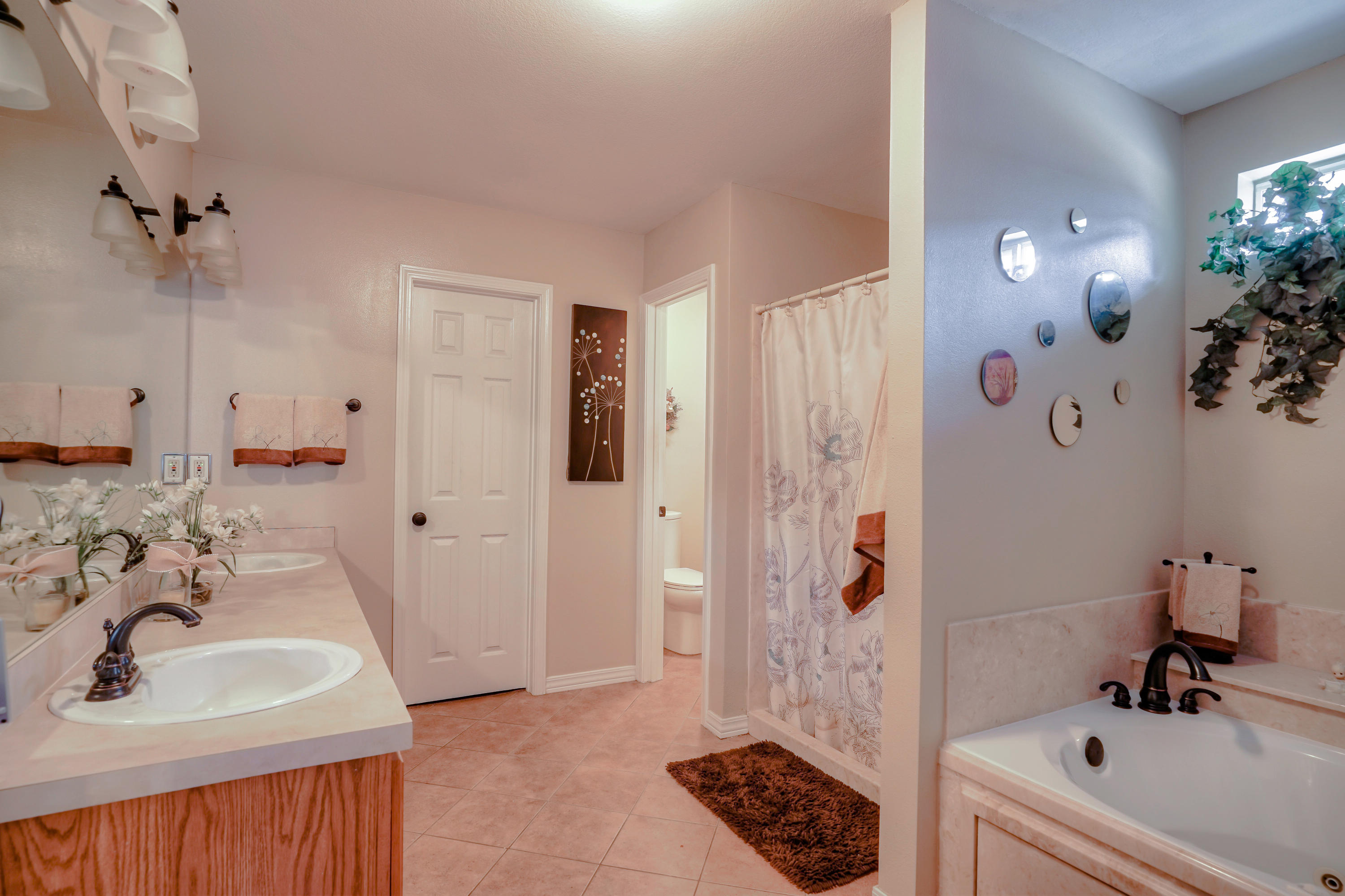 CRESTVIEW (231100.00) - Residential