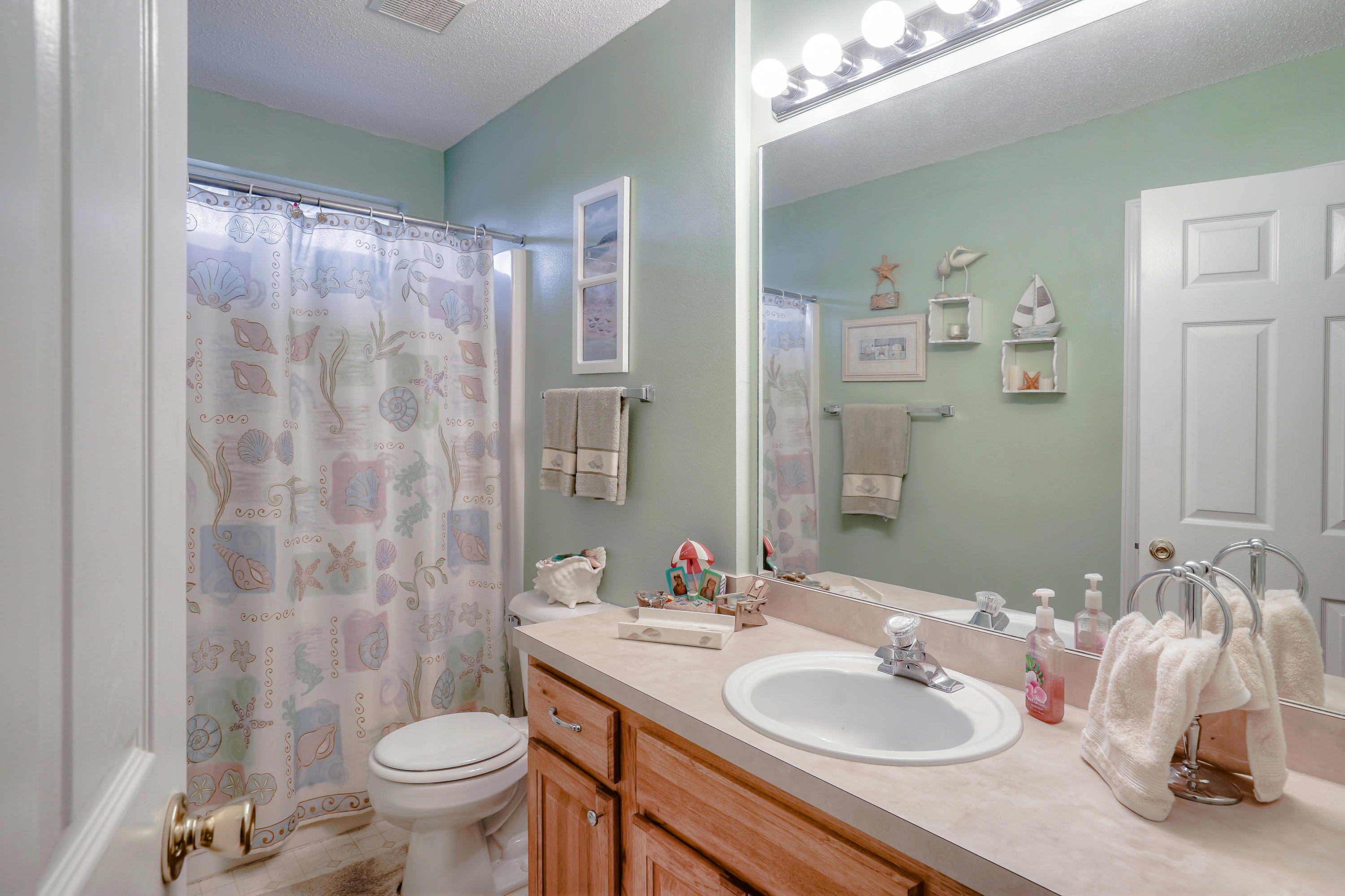 CRESTVIEW (231100.00) - Residential