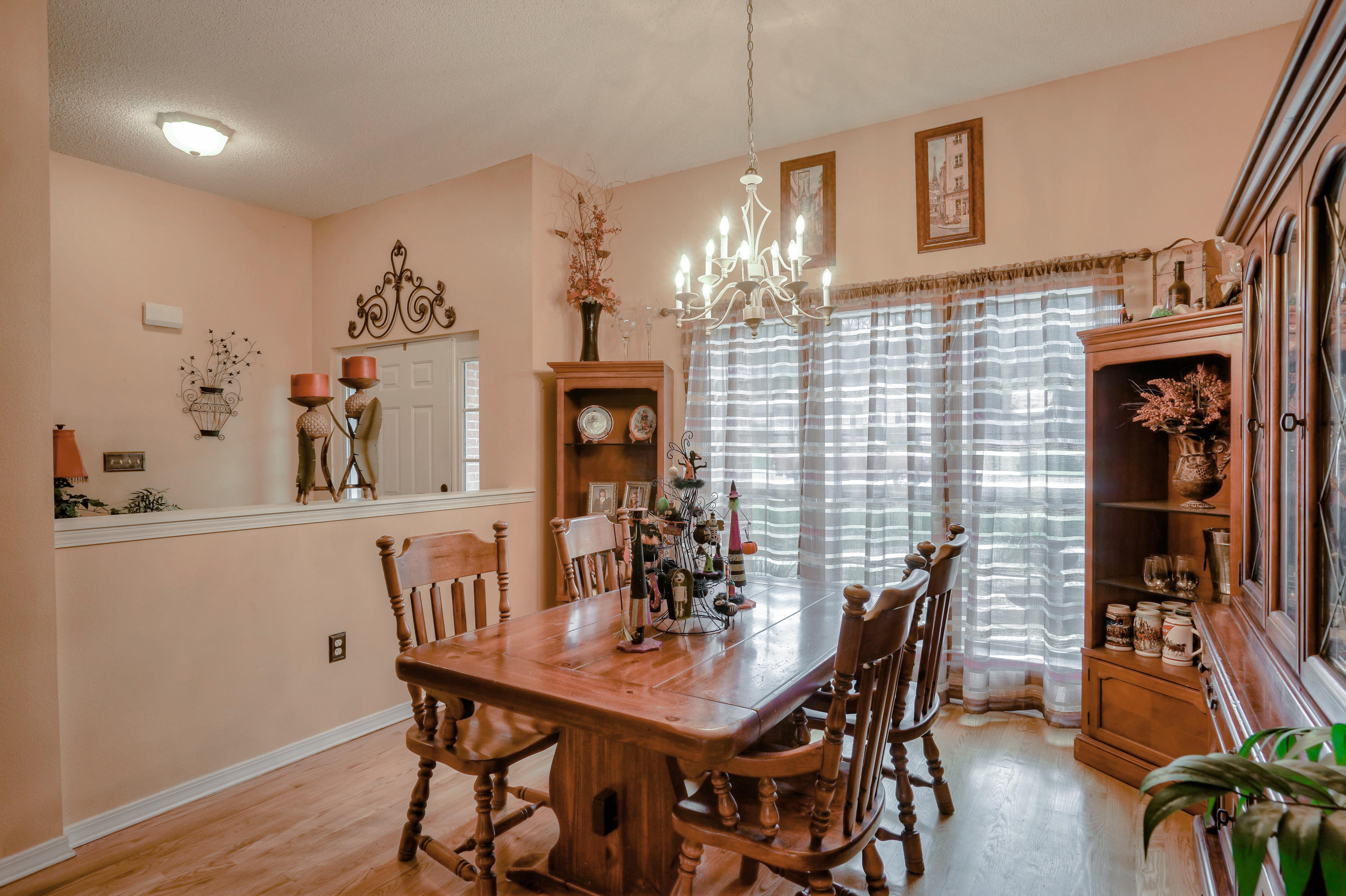 CRESTVIEW (231100.00) - Residential