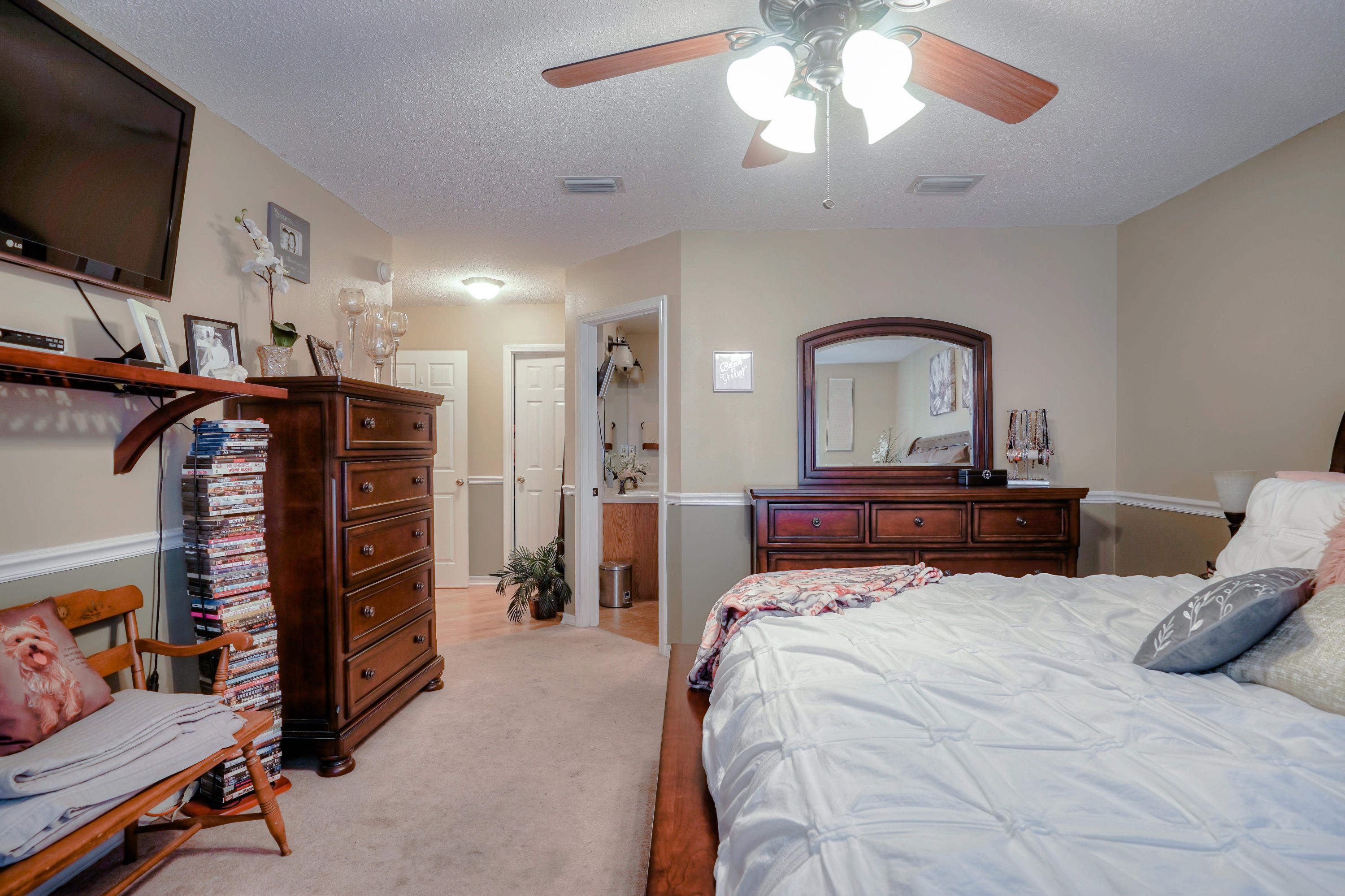 CRESTVIEW (231100.00) - Residential