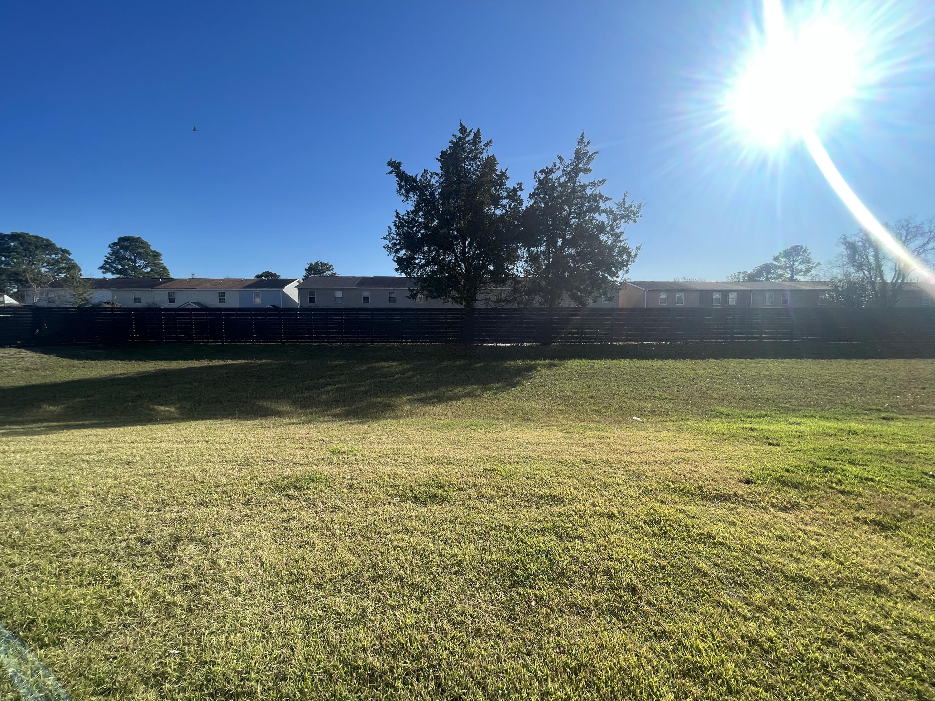 STABLE LANES - Residential Lease