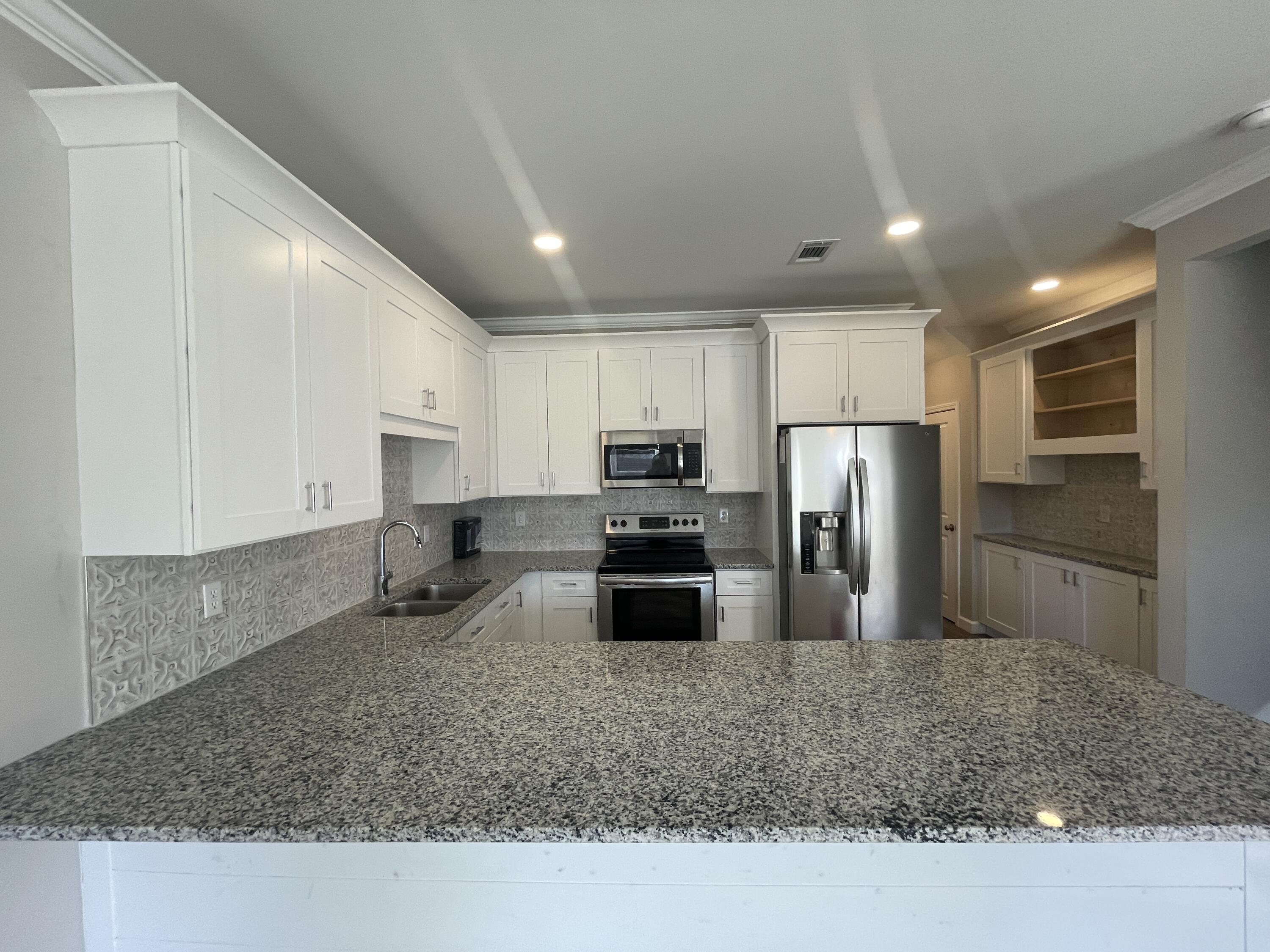 STABLE LANES - Residential Lease