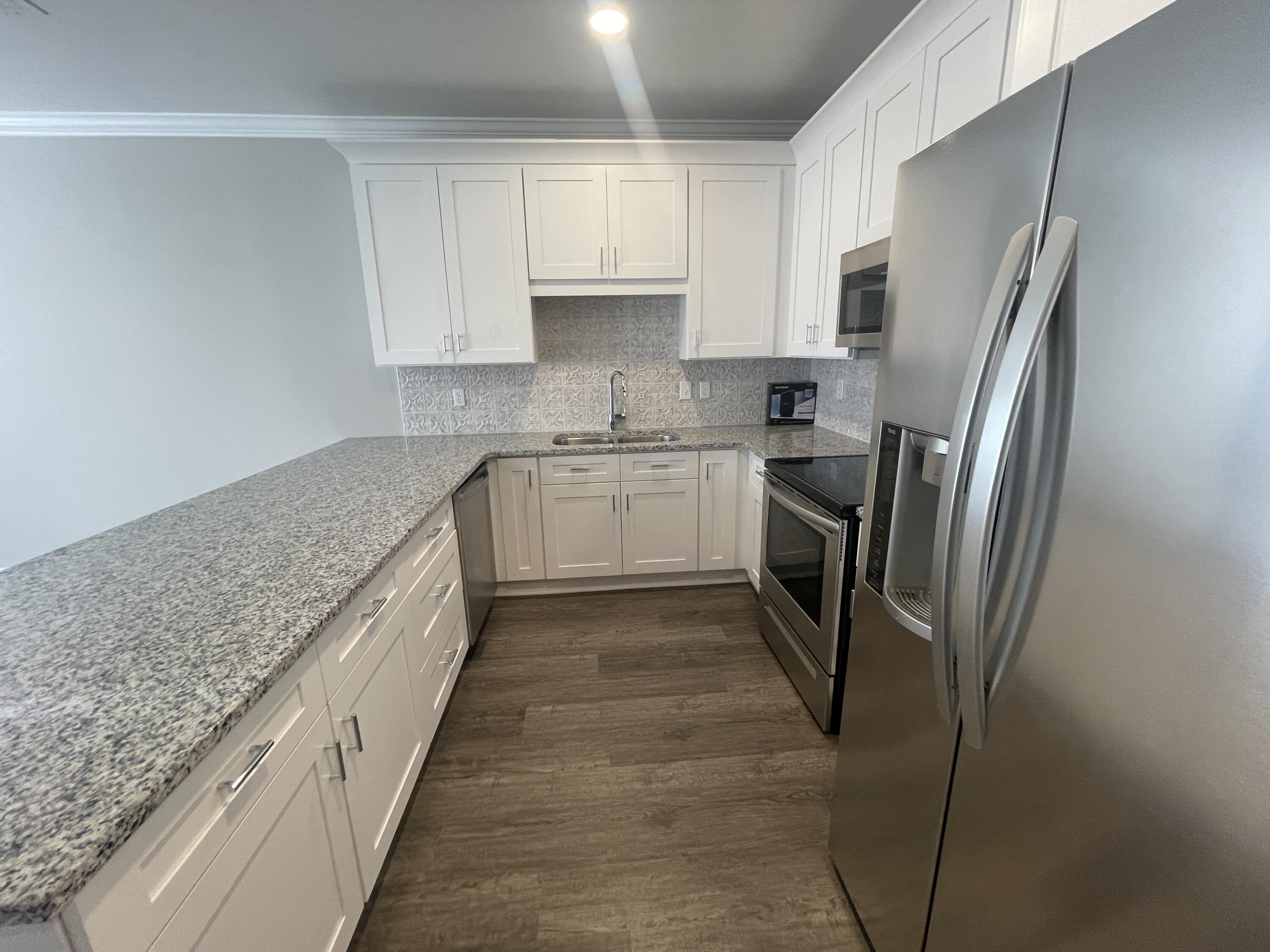 STABLE LANES - Residential Lease
