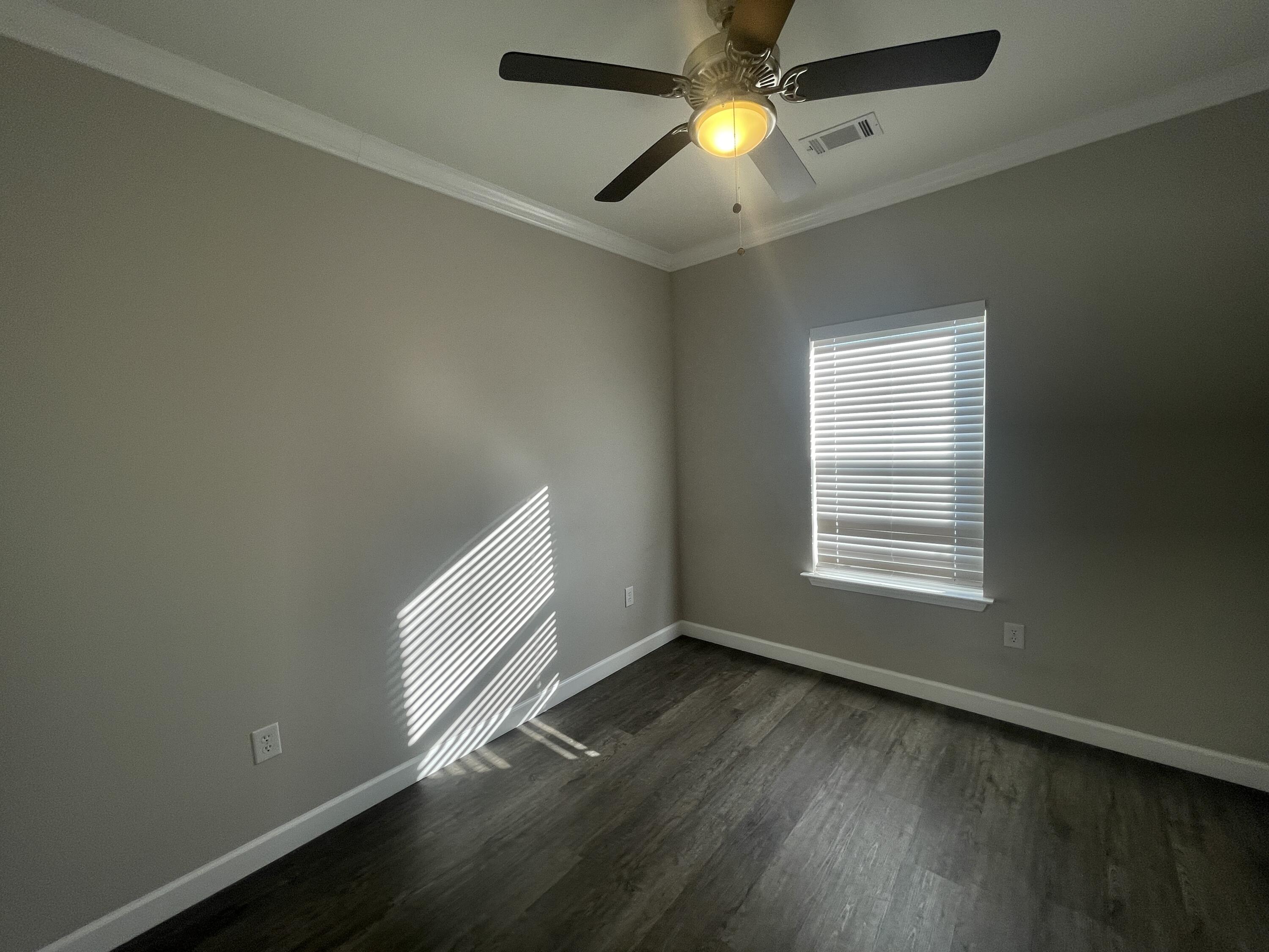 STABLE LANES - Residential Lease