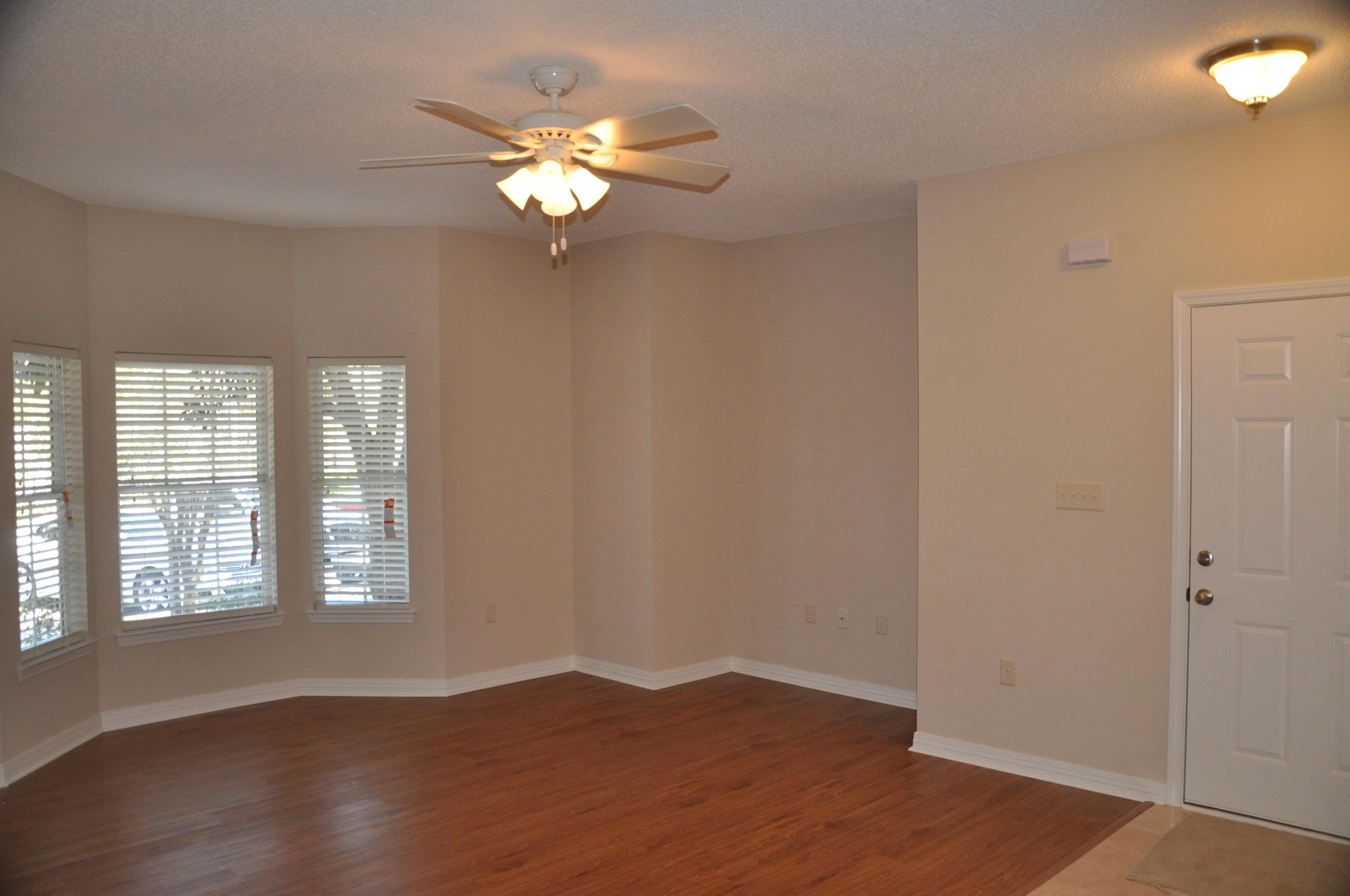 THE OAKS AT NICEVILLE condo - Residential