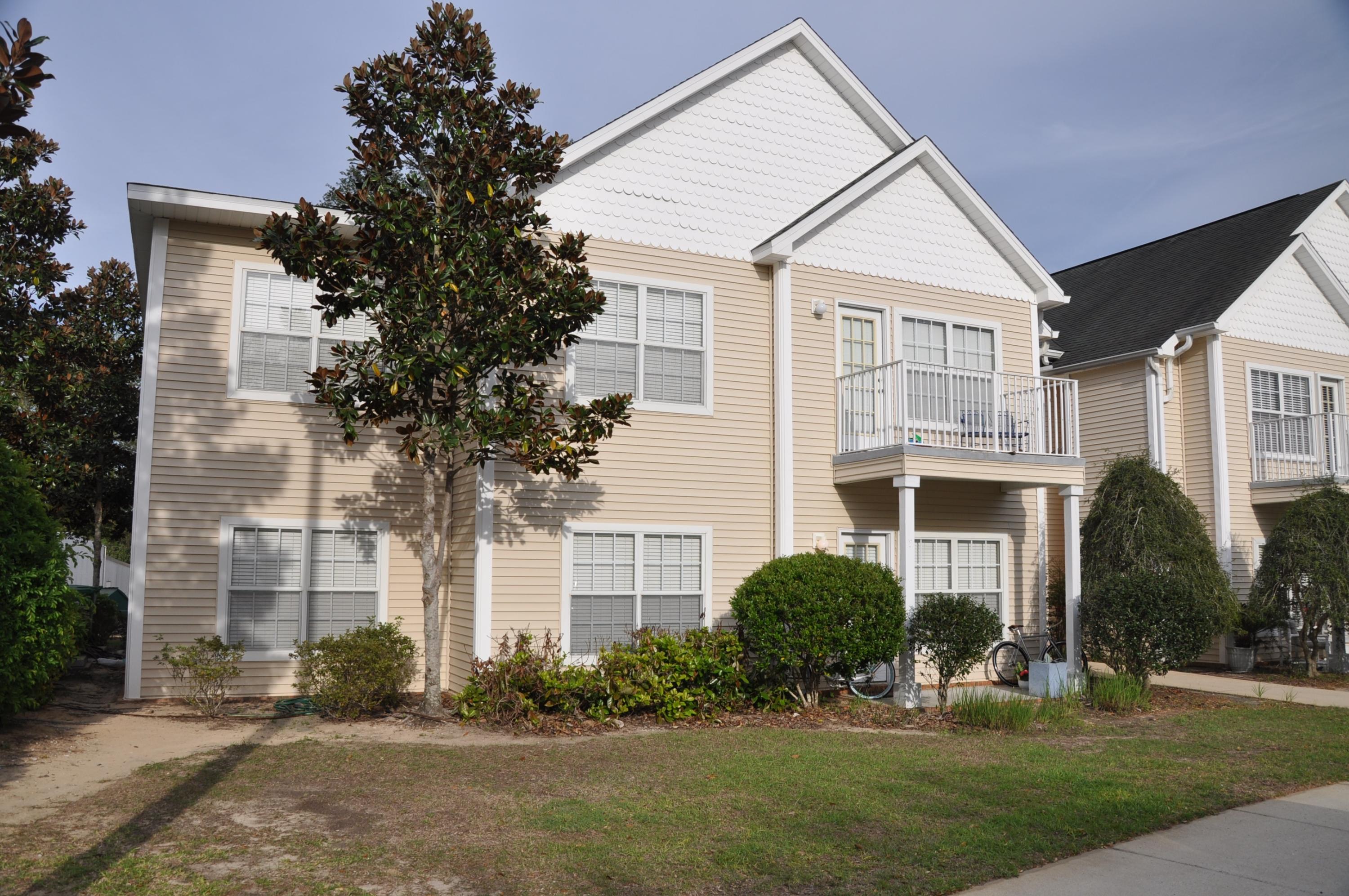 THE OAKS AT NICEVILLE condo - Residential