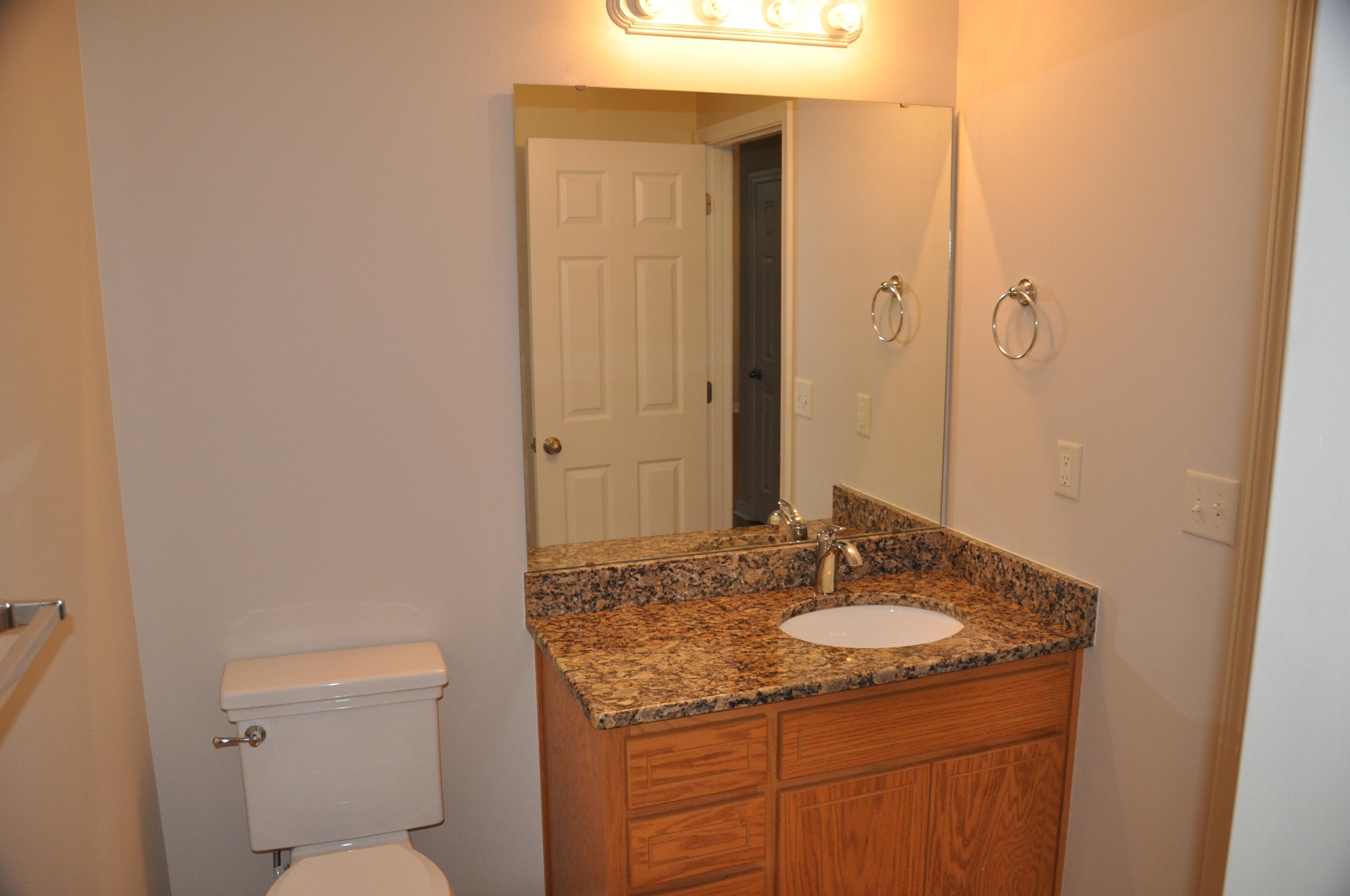 THE OAKS AT NICEVILLE condo - Residential