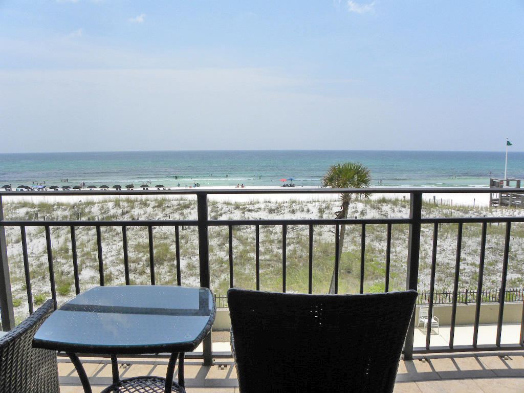 BREAKERS OF FWB PH 1 - Residential