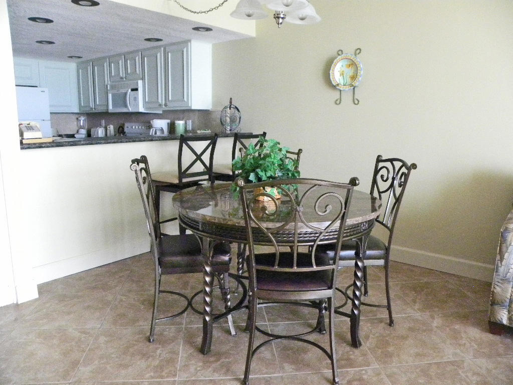 BREAKERS OF FWB PH 1 - Residential