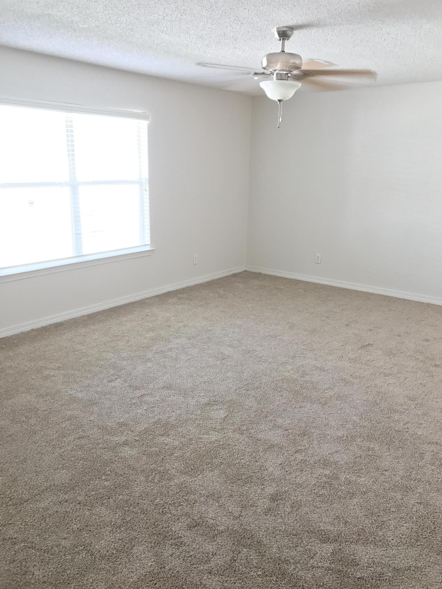 HIDDEN SHORES - Residential