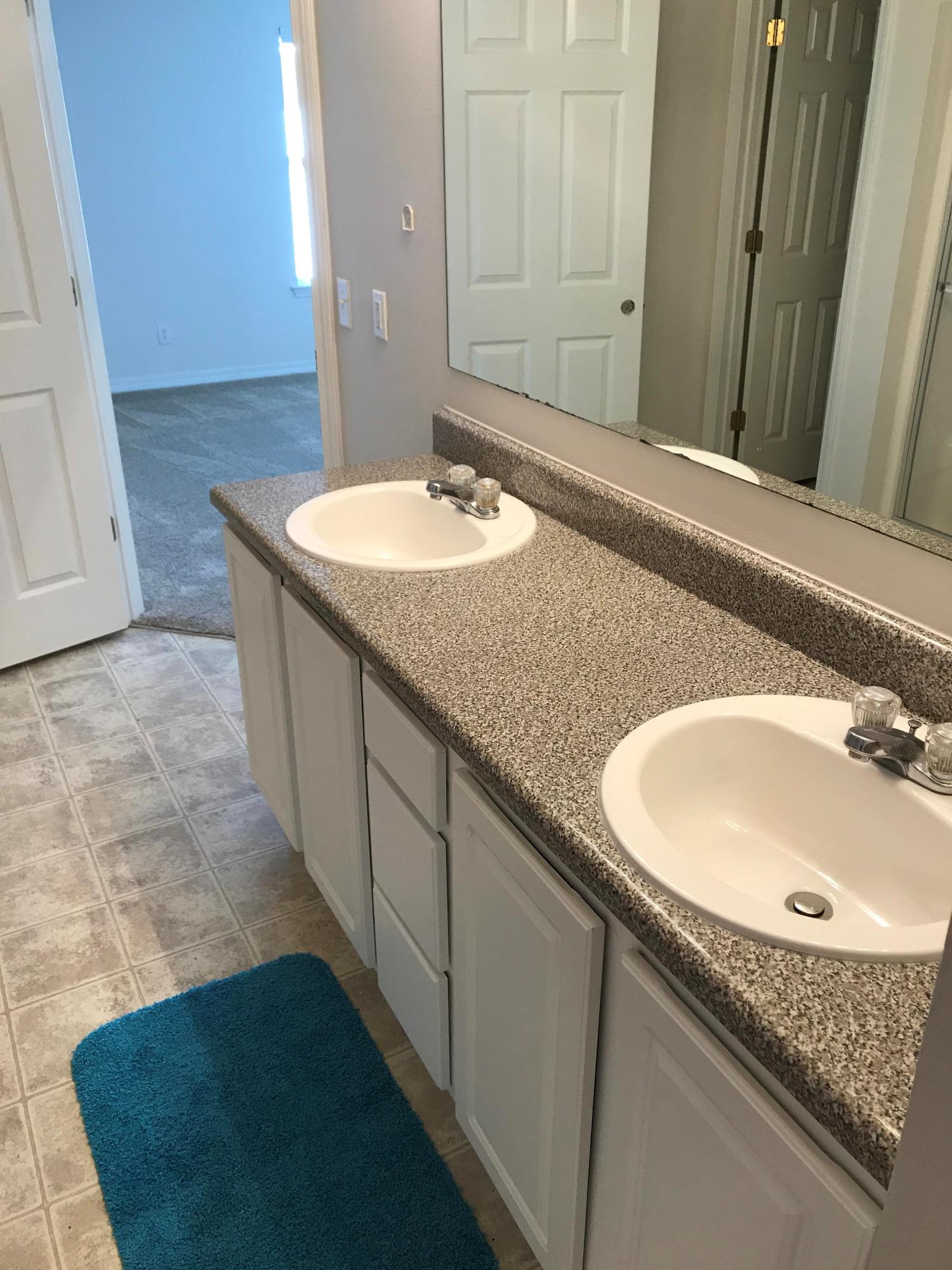 HIDDEN SHORES - Residential