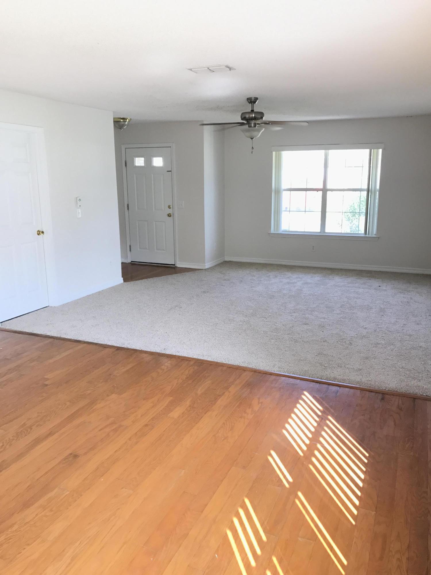 HIDDEN SHORES - Residential