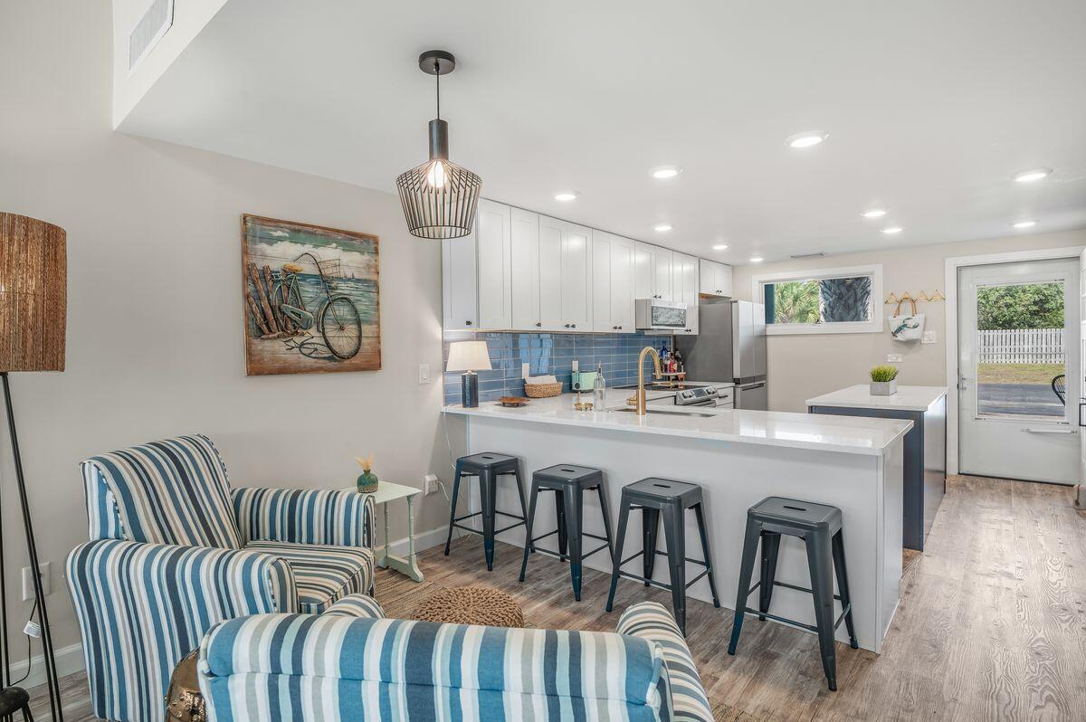 SUNNYSIDE BEACH & TENNIS CONDO - Residential