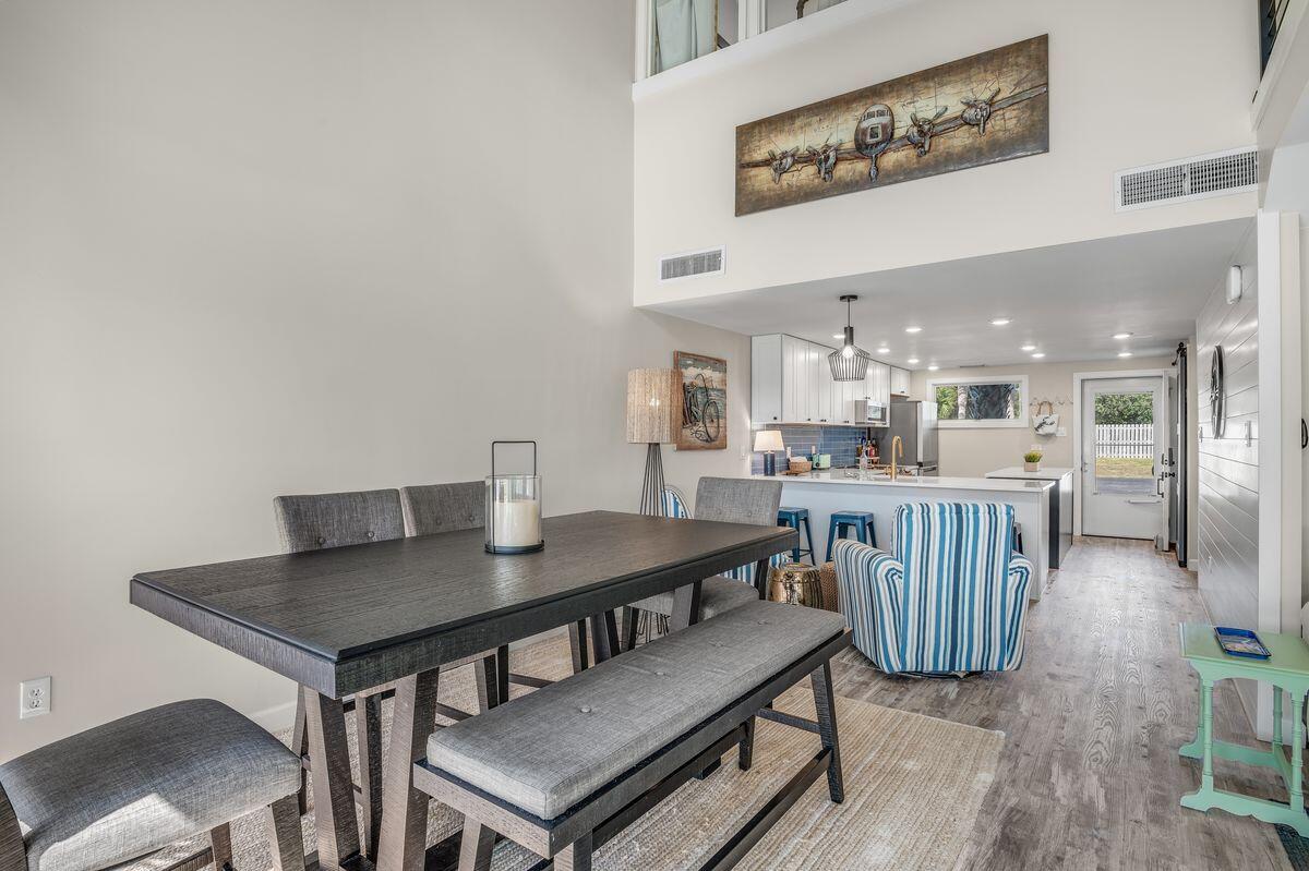 SUNNYSIDE BEACH & TENNIS CONDO - Residential