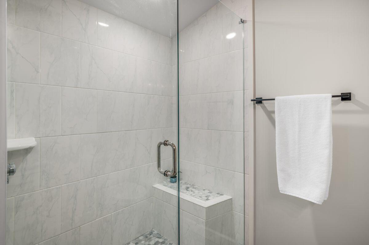 SUNNYSIDE BEACH & TENNIS CONDO - Residential