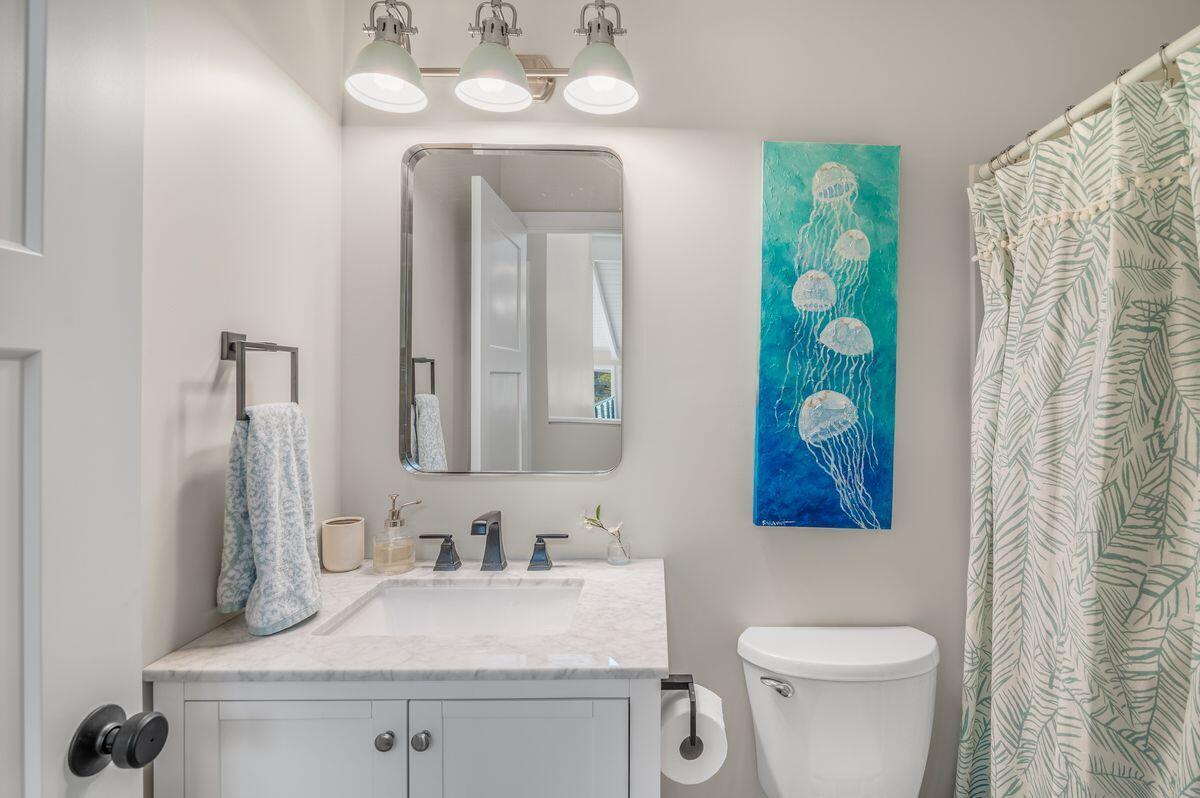 SUNNYSIDE BEACH & TENNIS CONDO - Residential