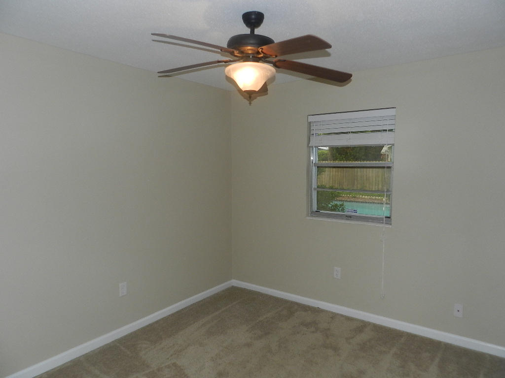 COUNTRY CLUB ESTATES 1ST ADDN - Residential