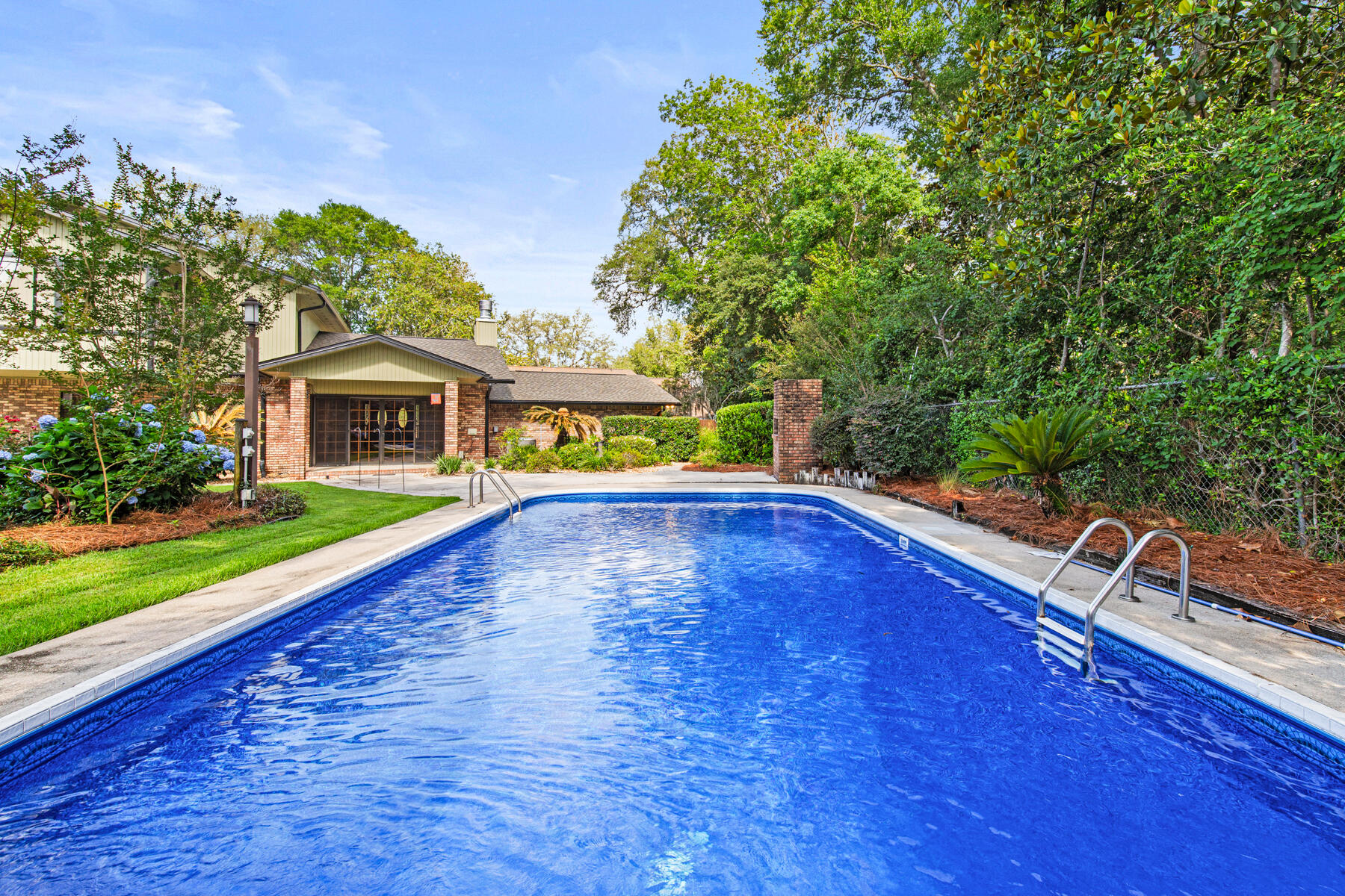 KENWOOD S/D 5TH ADDN - Residential