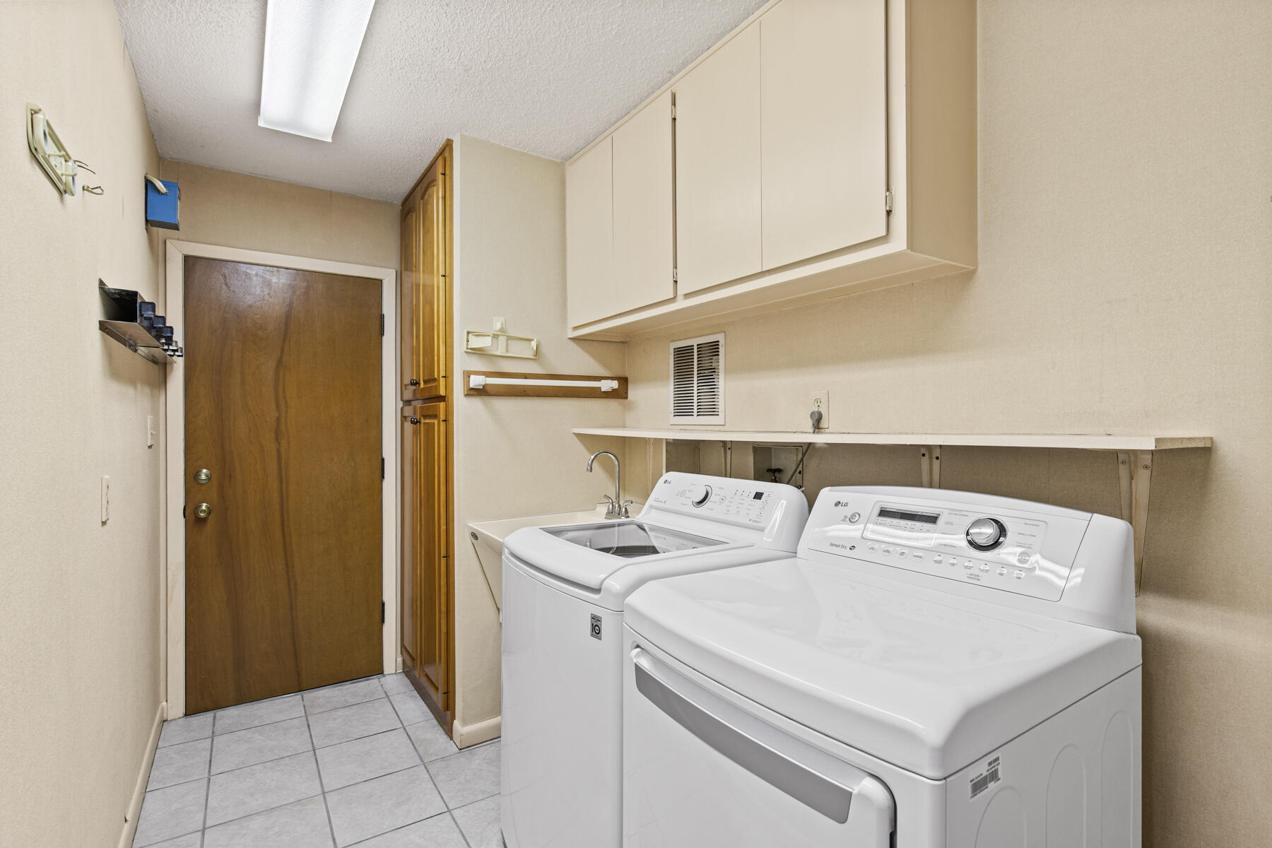 KENWOOD S/D 5TH ADDN - Residential