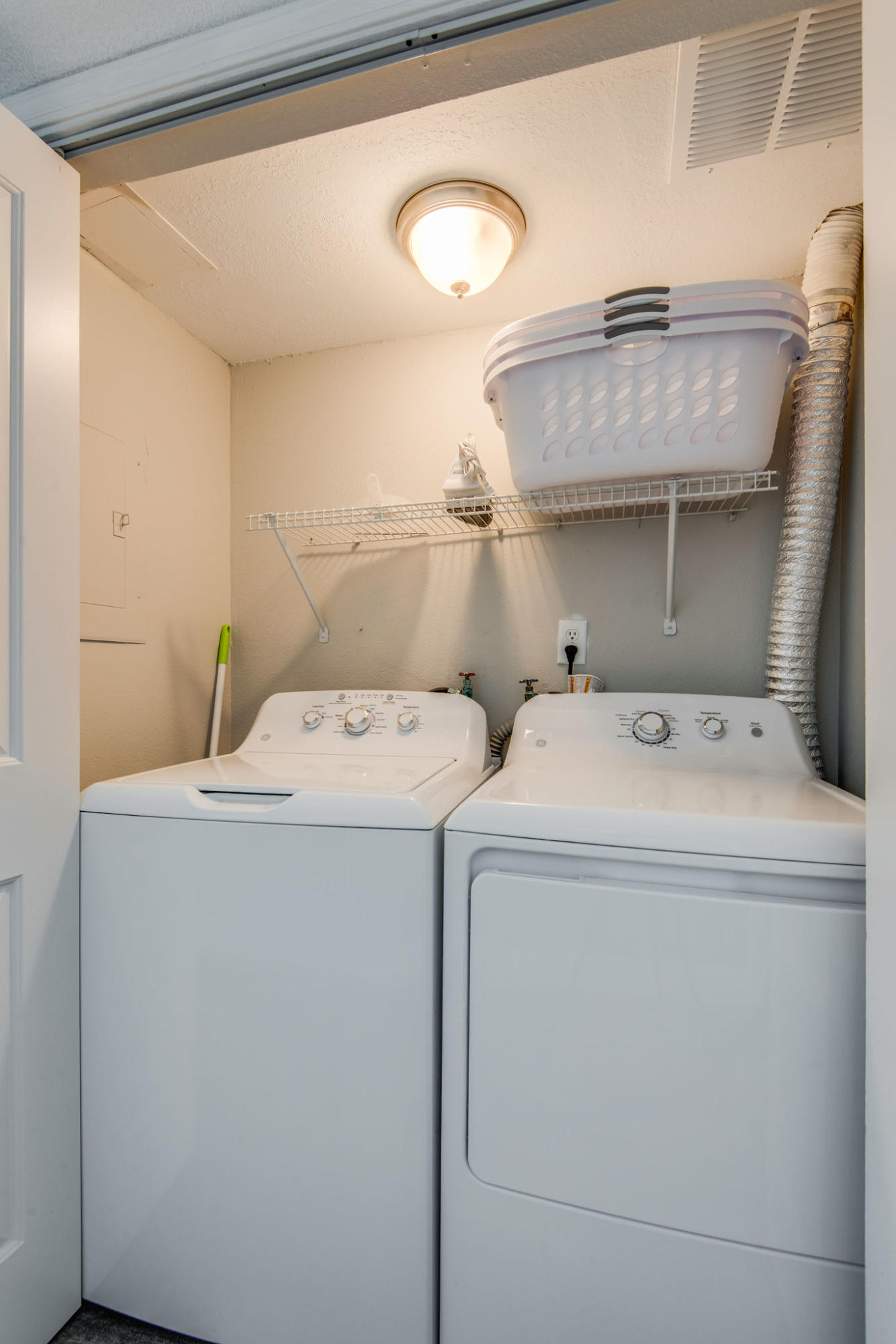 ISLAND ECHO CONDO - Residential