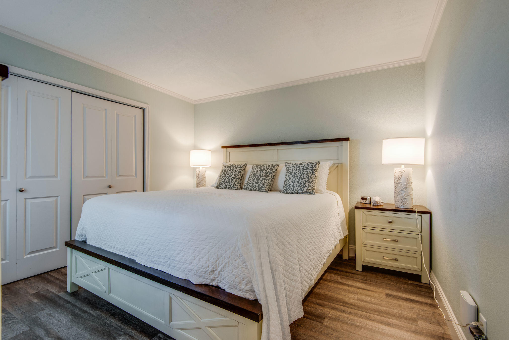 ISLAND ECHO CONDO - Residential