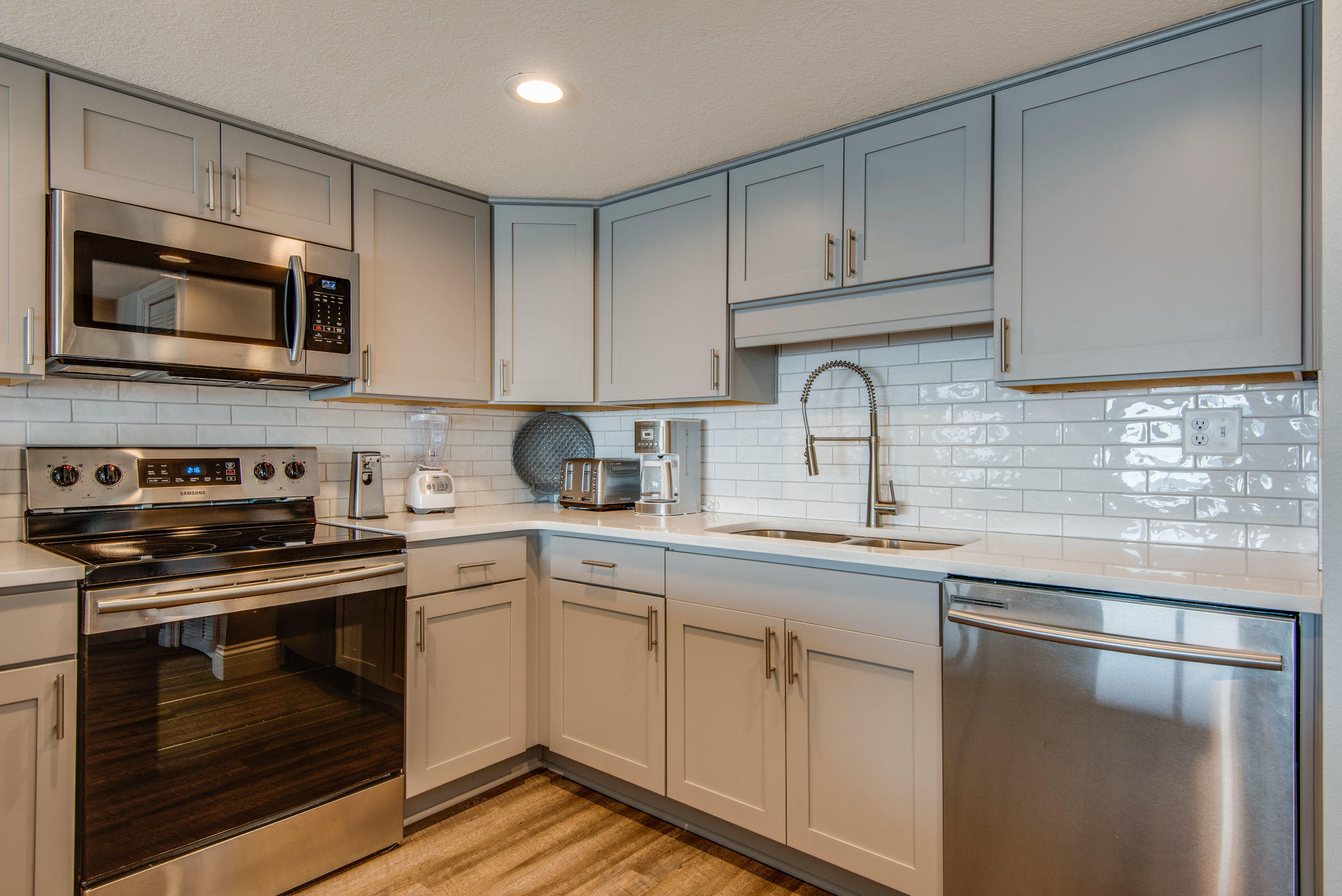 ISLAND ECHO CONDO - Residential