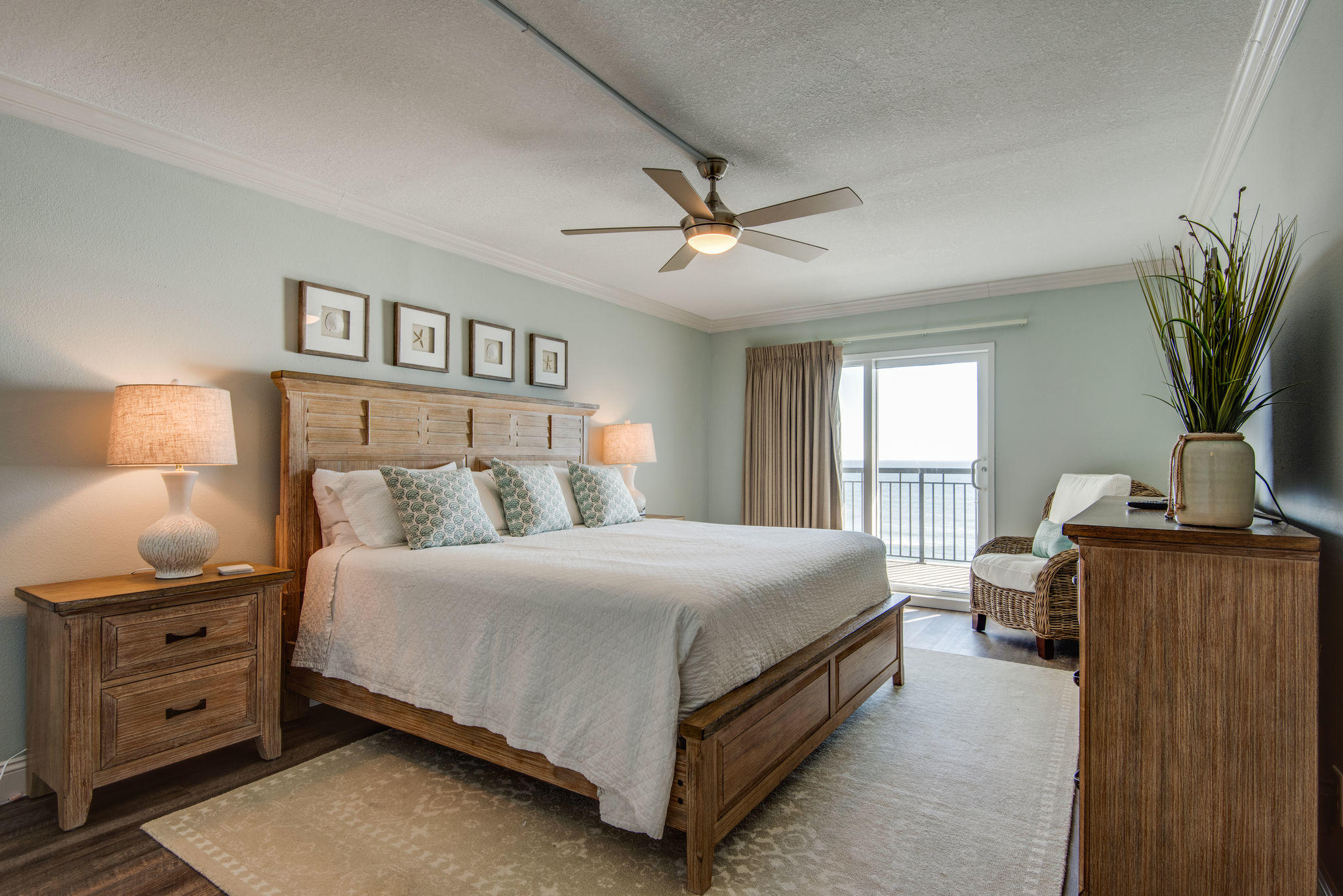 ISLAND ECHO CONDO - Residential