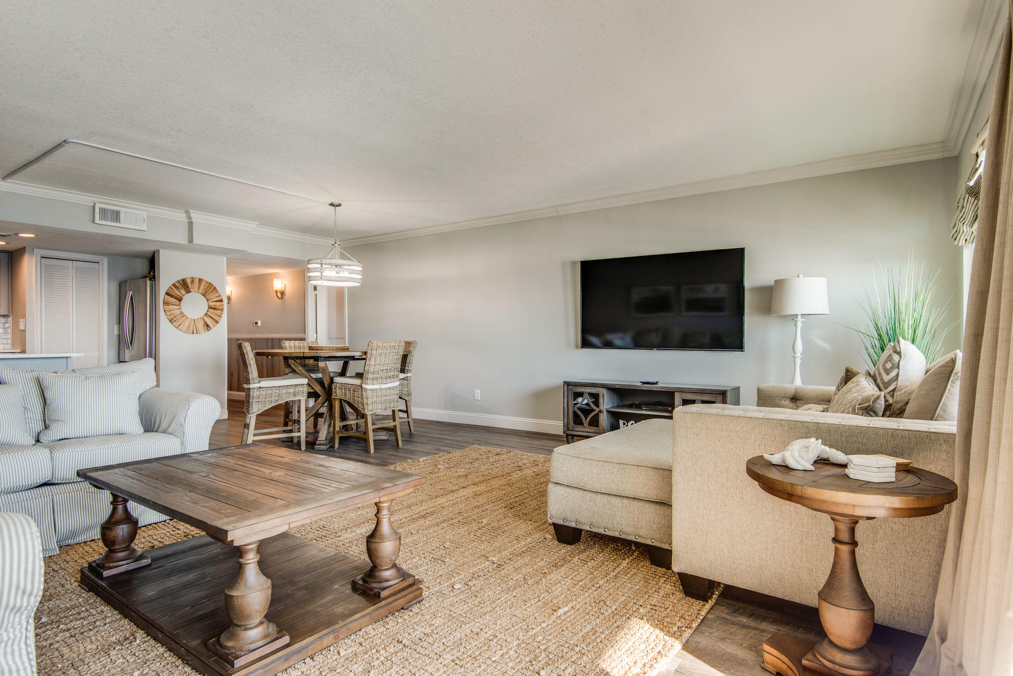 ISLAND ECHO CONDO - Residential