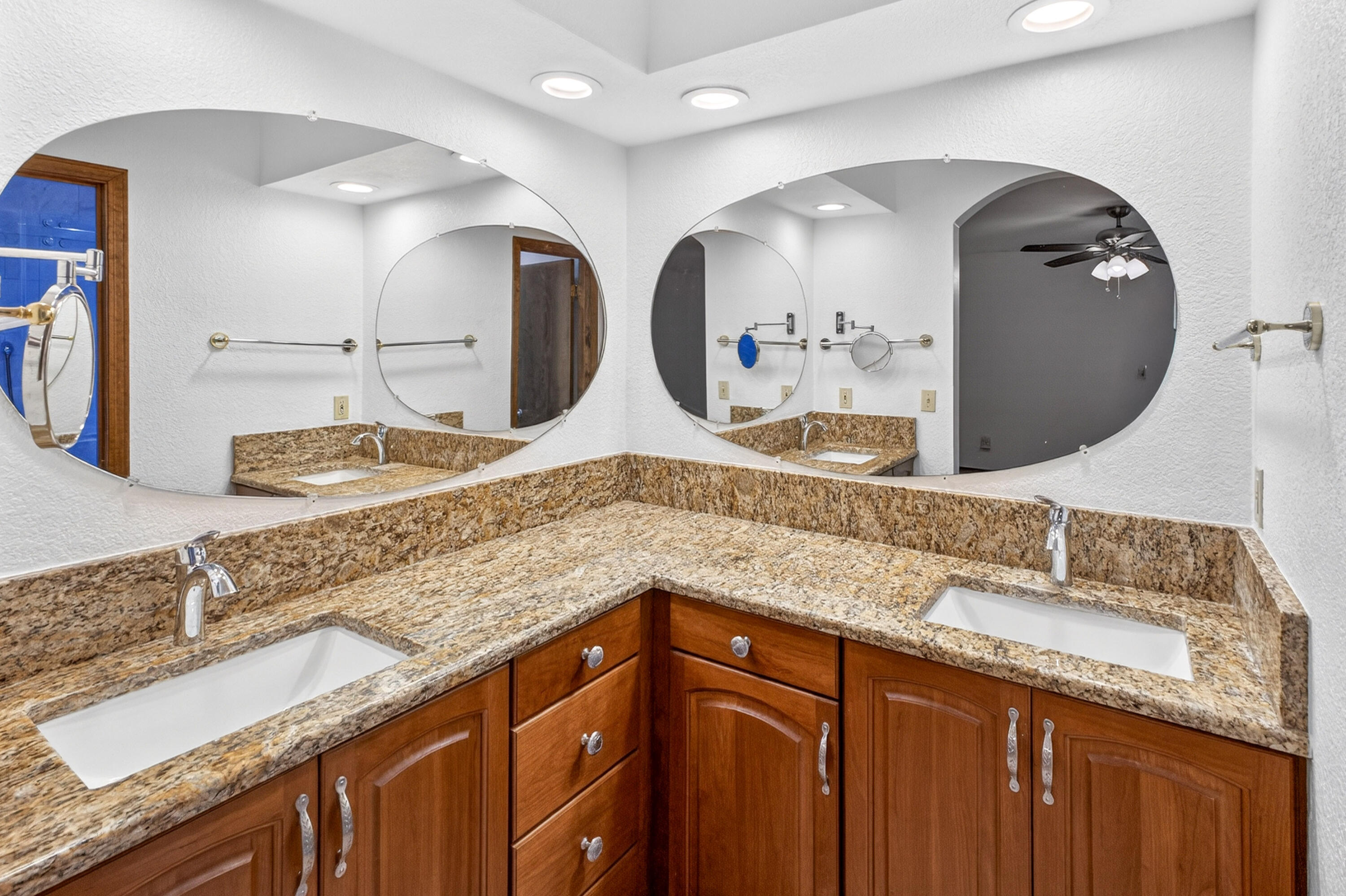 ST ANDREWS WEST BLUEWATER BAY 2 - Residential Lease