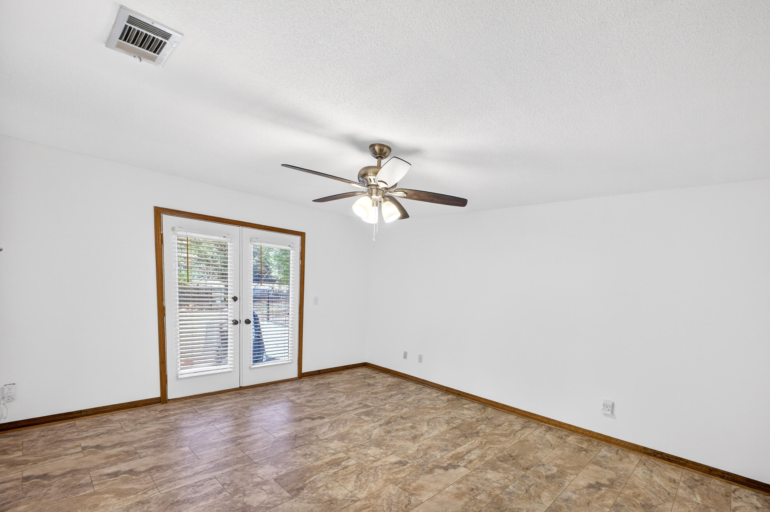 ST ANDREWS WEST BLUEWATER BAY 2 - Residential Lease